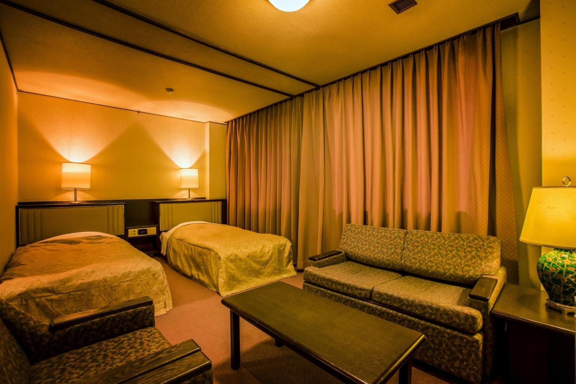 Standard Twin Room