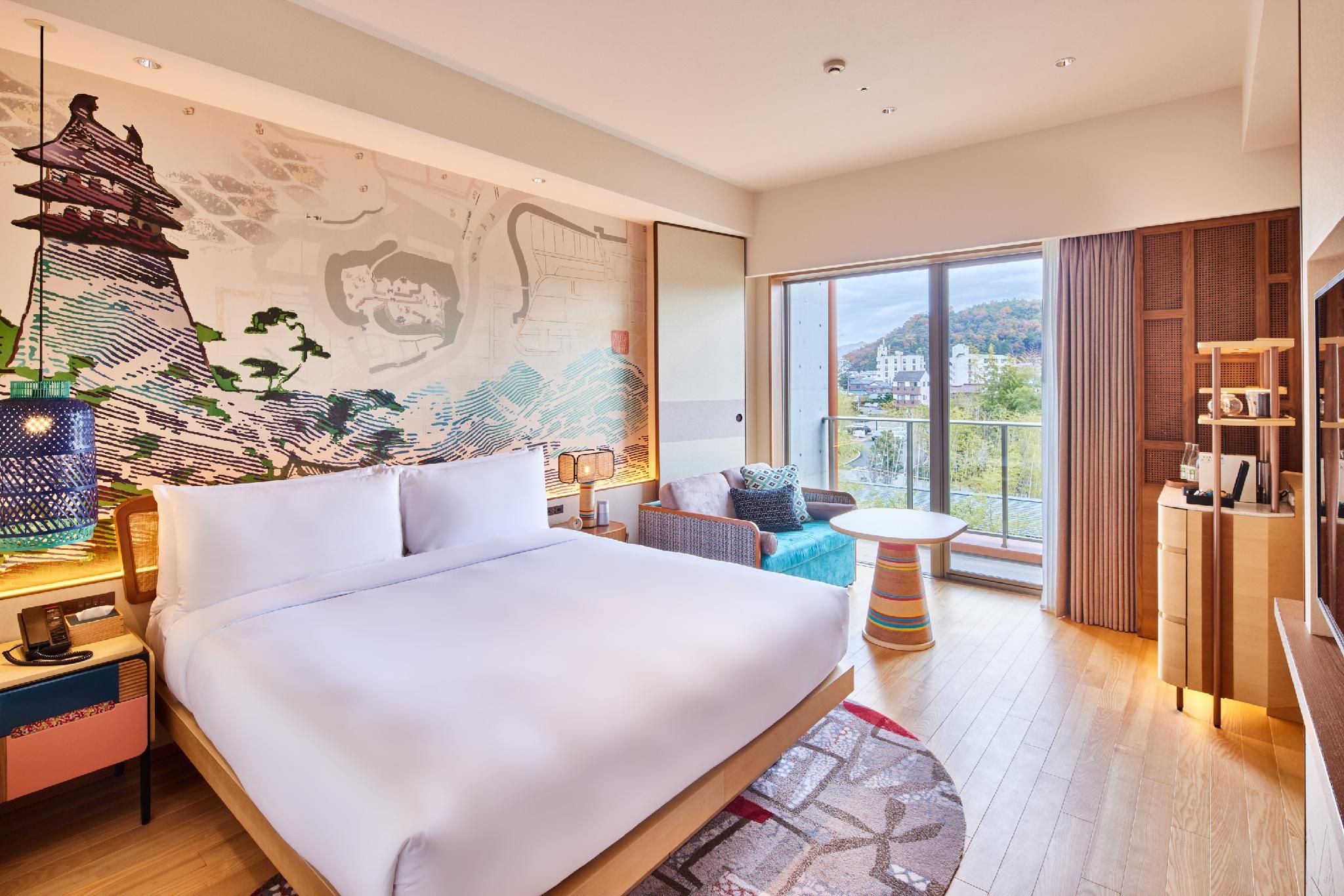 1 King Standard Furnished Balcony