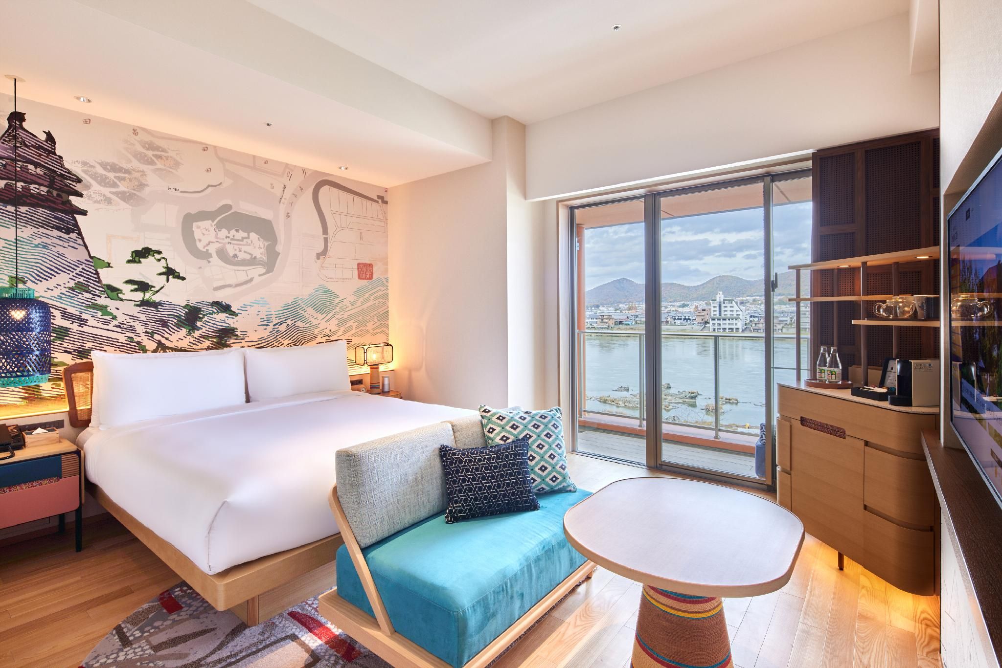 1 King Standard River View Furnished Balcony