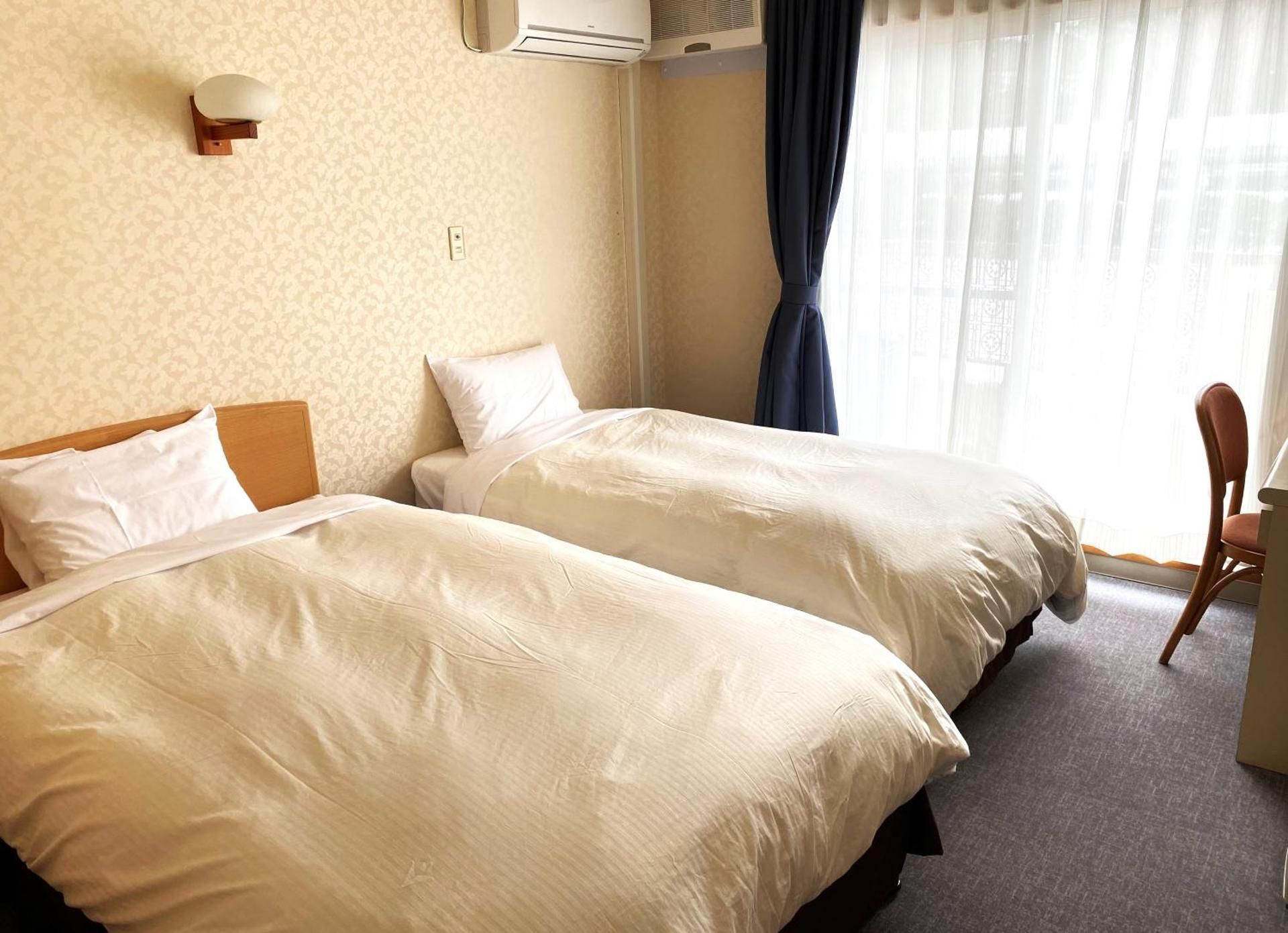 Economy Twin Room