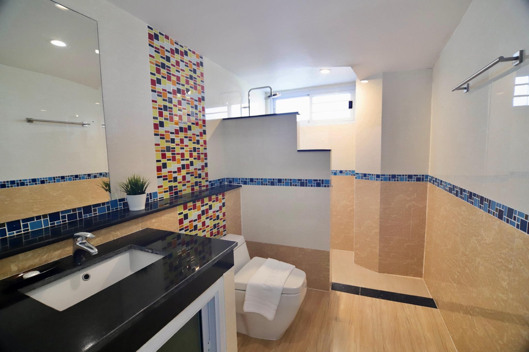 Hillside House Khao Kho Family Room with Balcony 2