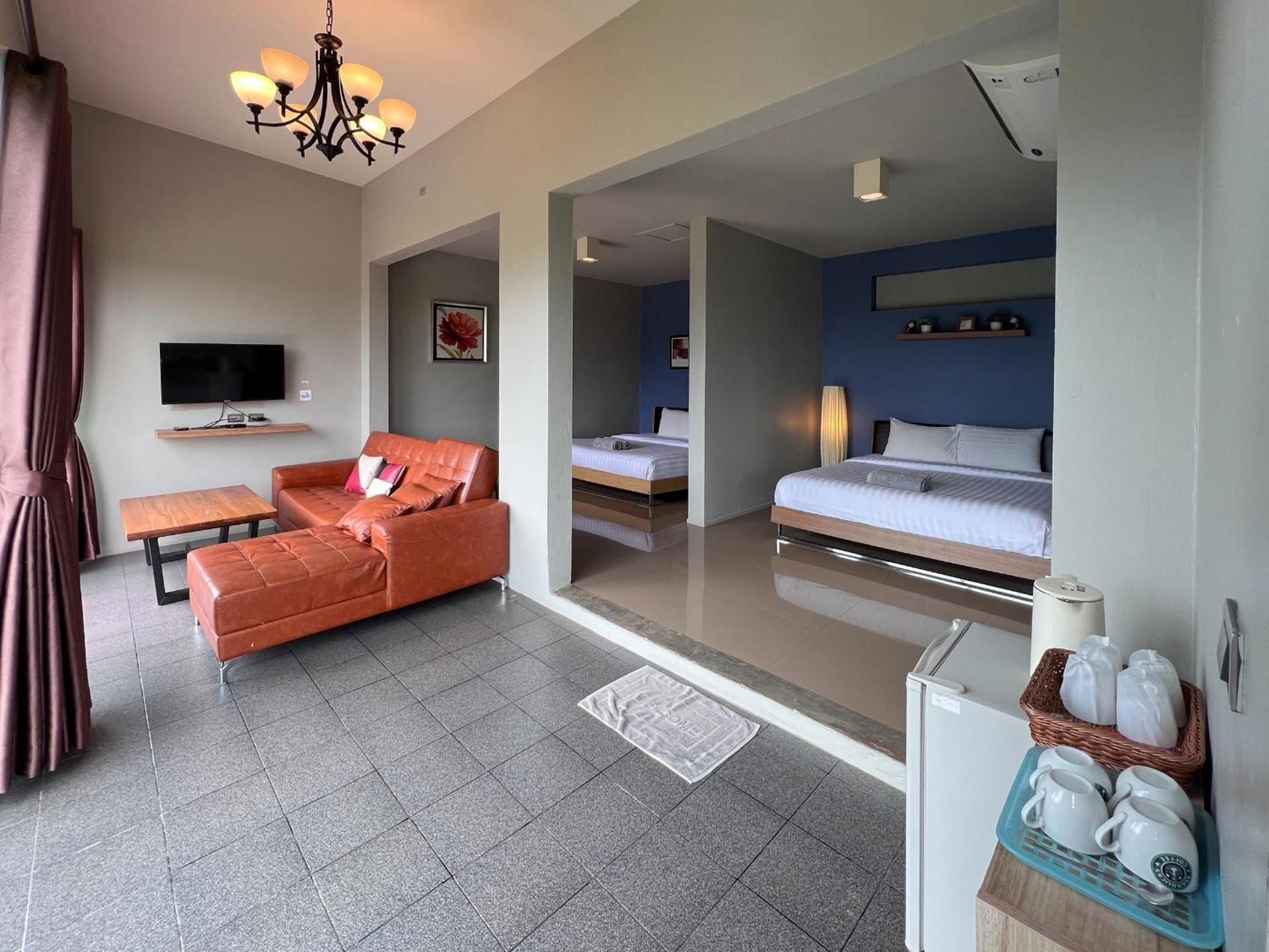 Quadruple Room with Terrace