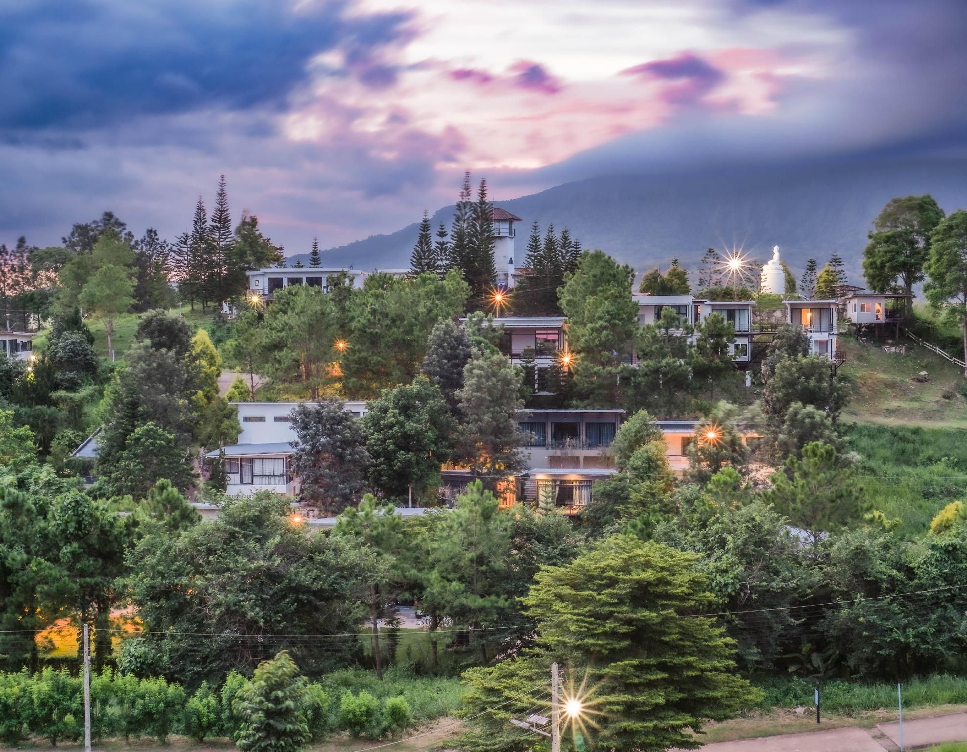 Standard Quadruple Private Bathroom