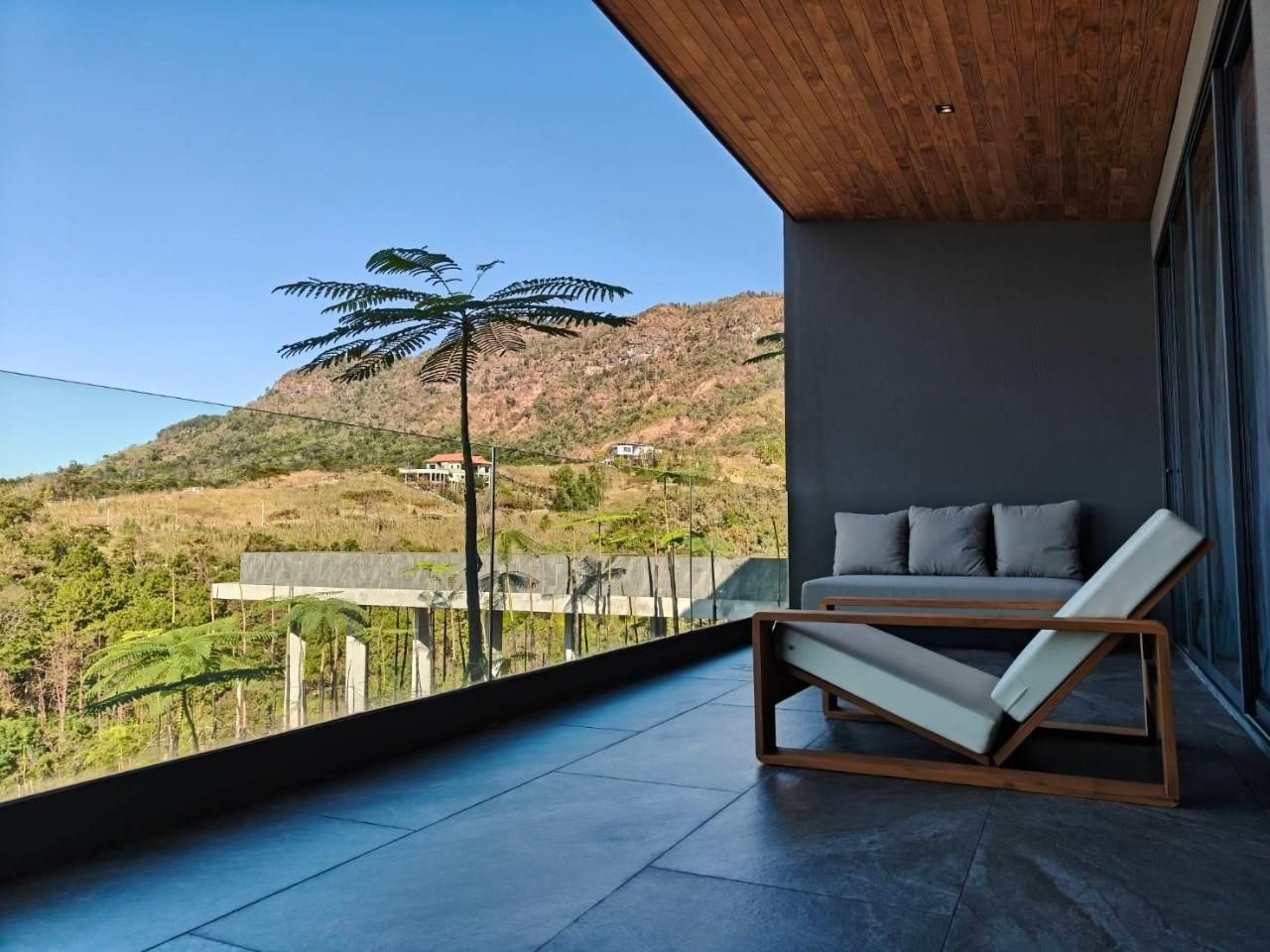 Suite - 2 Adults and 1 Child