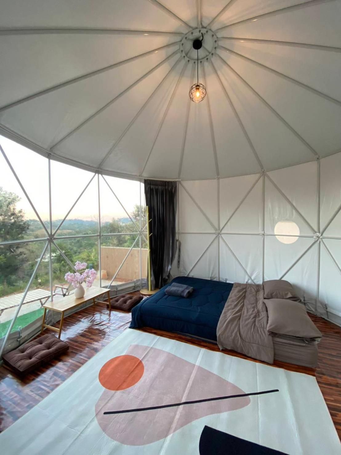 Double Room with Private External Bathroom