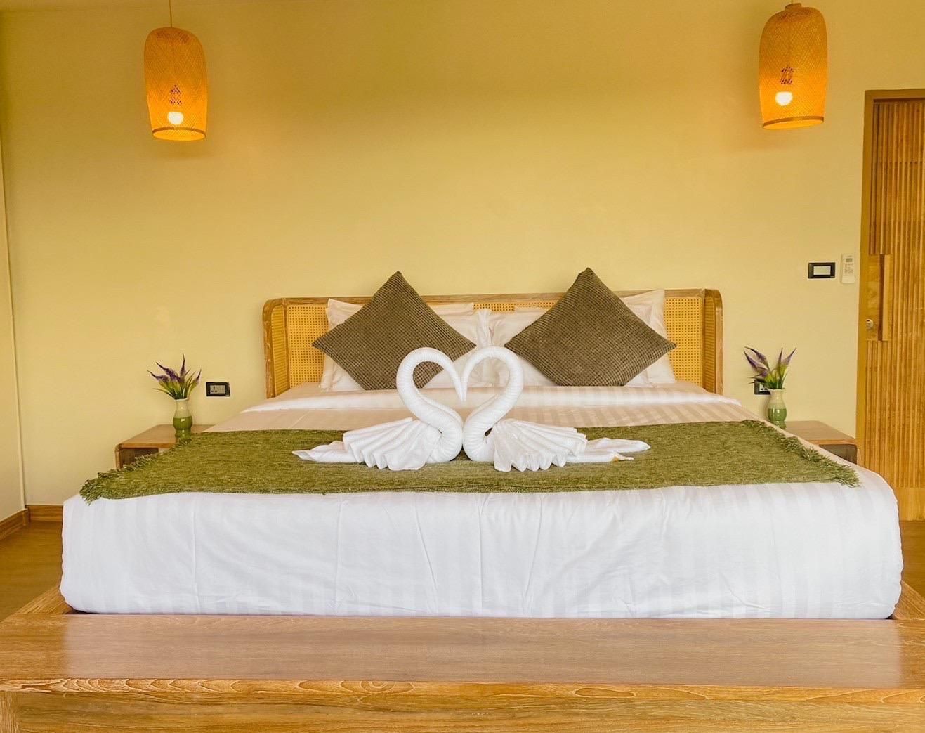 Deluxe Mountain View Suite