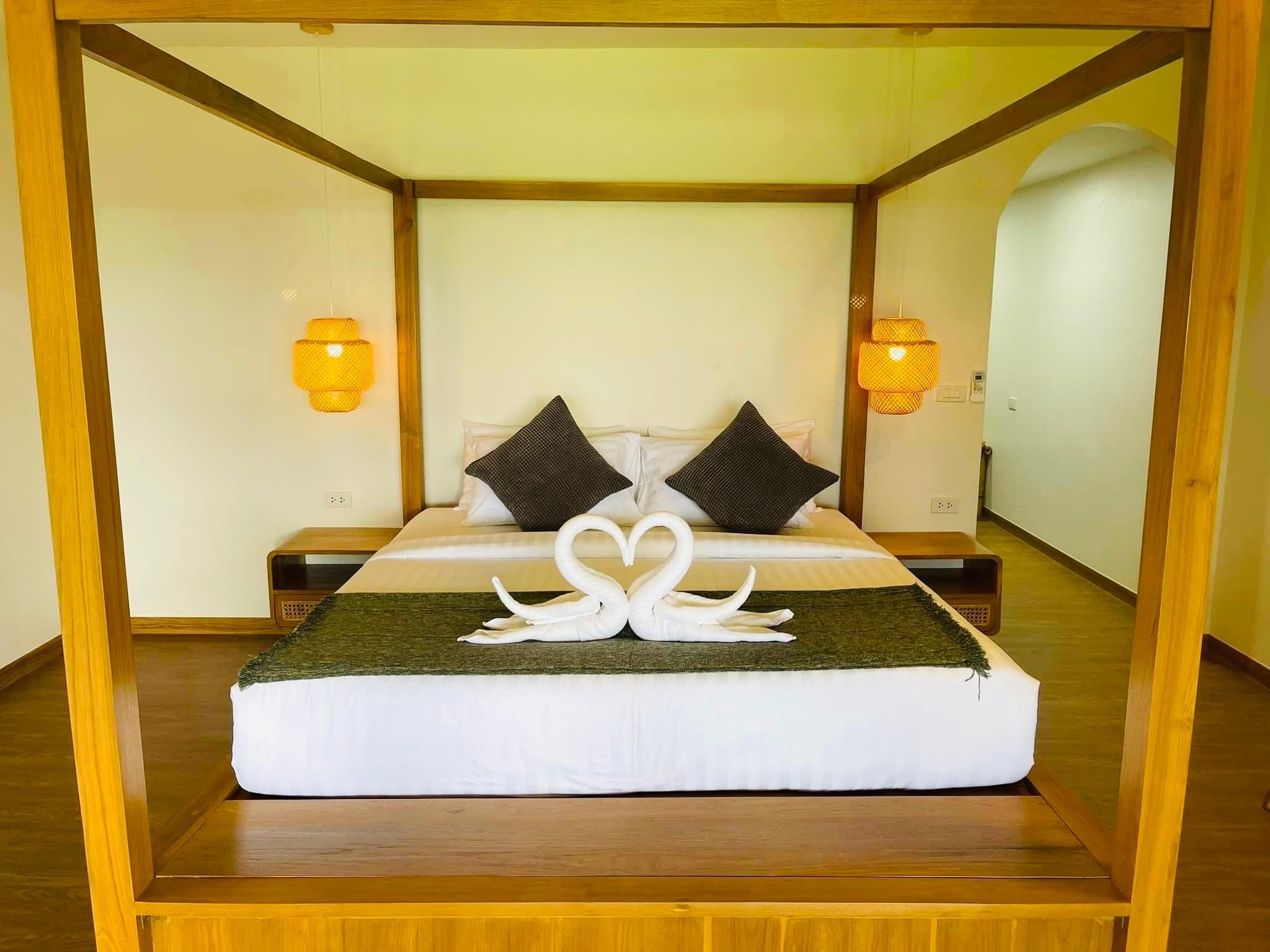 Cirrus Valley Hill Resort Deluxe Garden View Suite 2