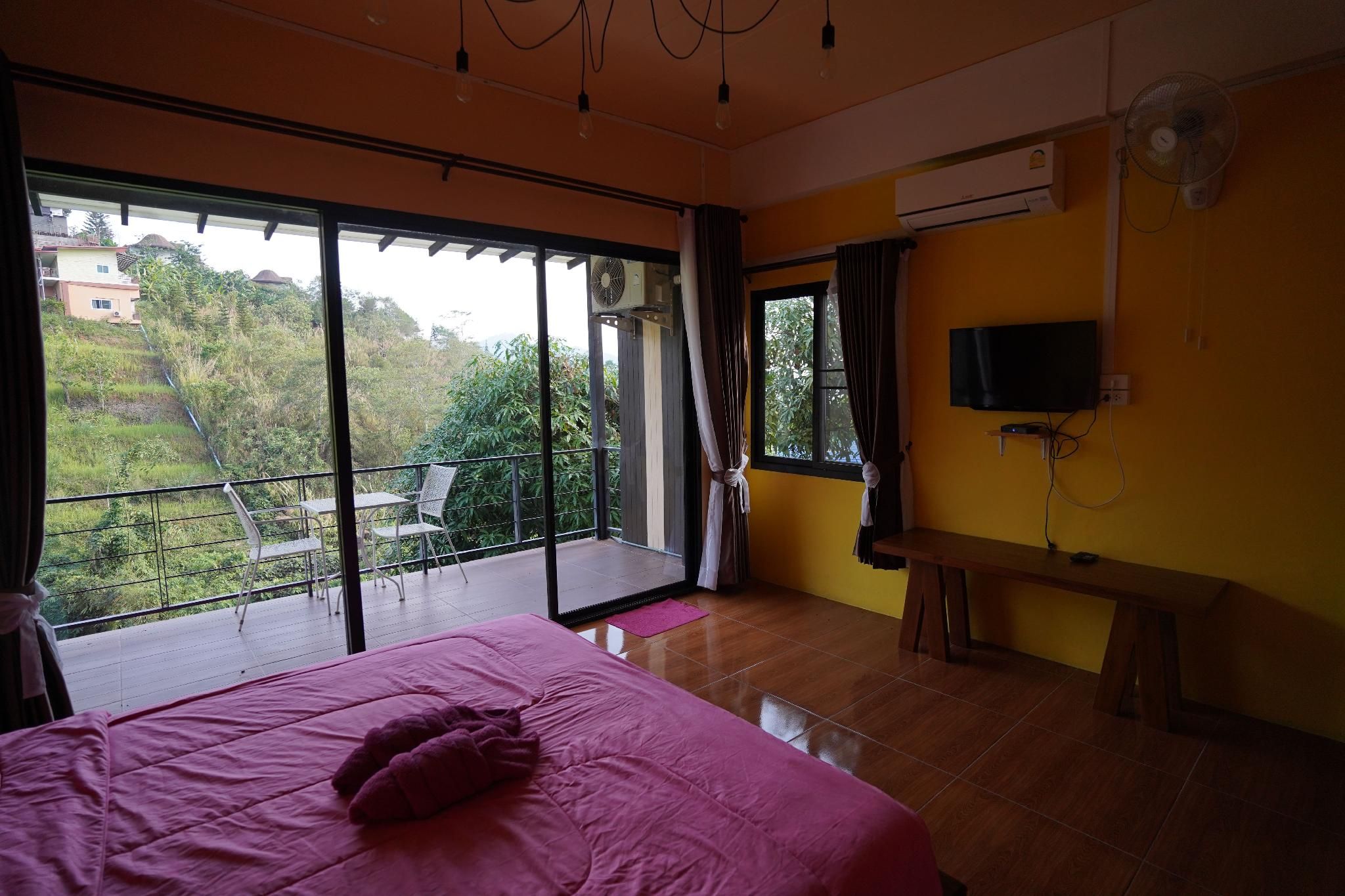 Ban Rai Rabeangmok Standard Balcony 2