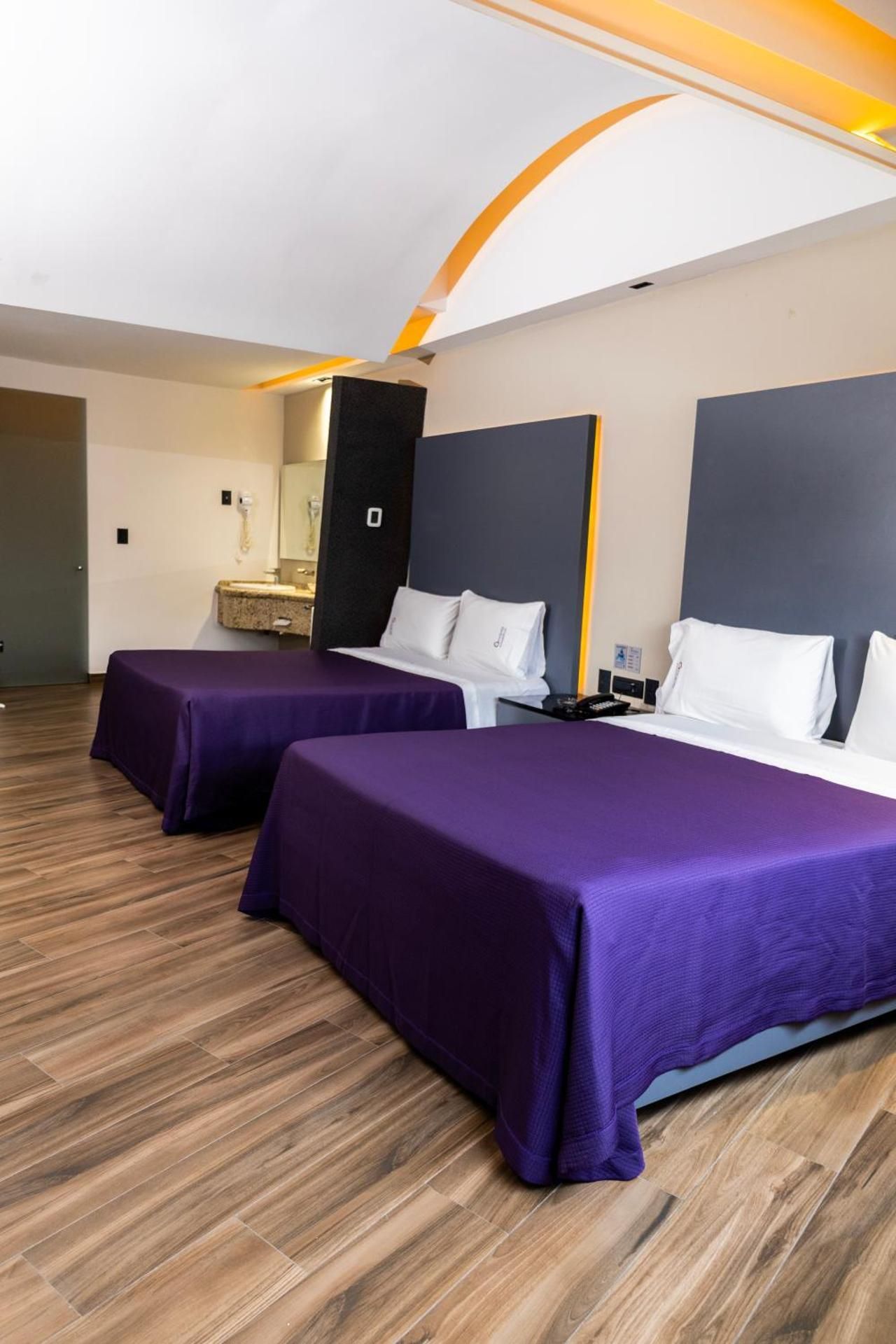 Deluxe Queen Room with Two Queen Beds