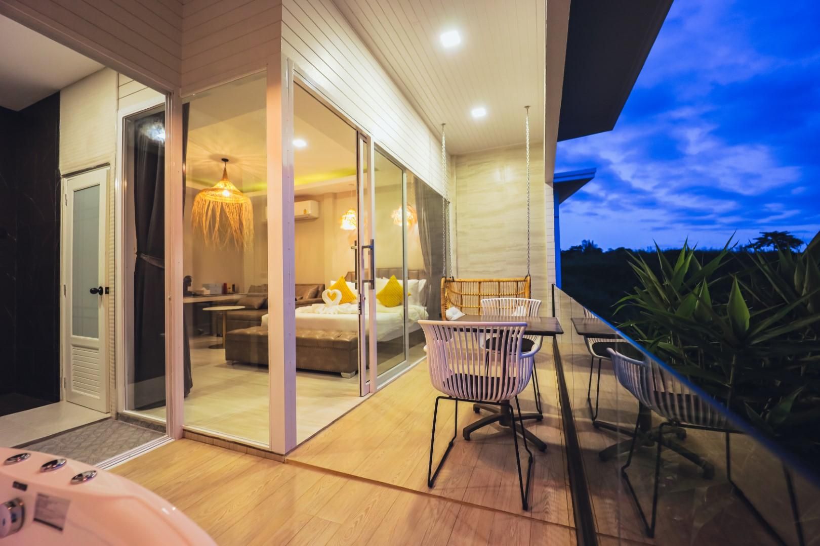 Villa Deluxe