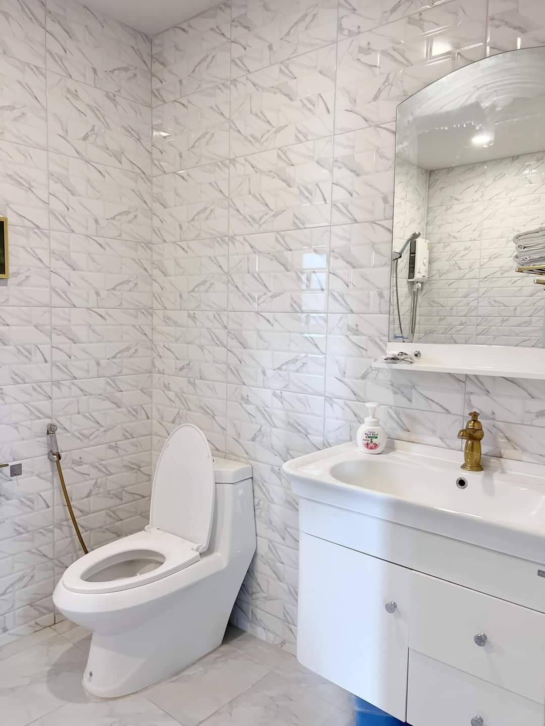 Deluxe Double or Twin