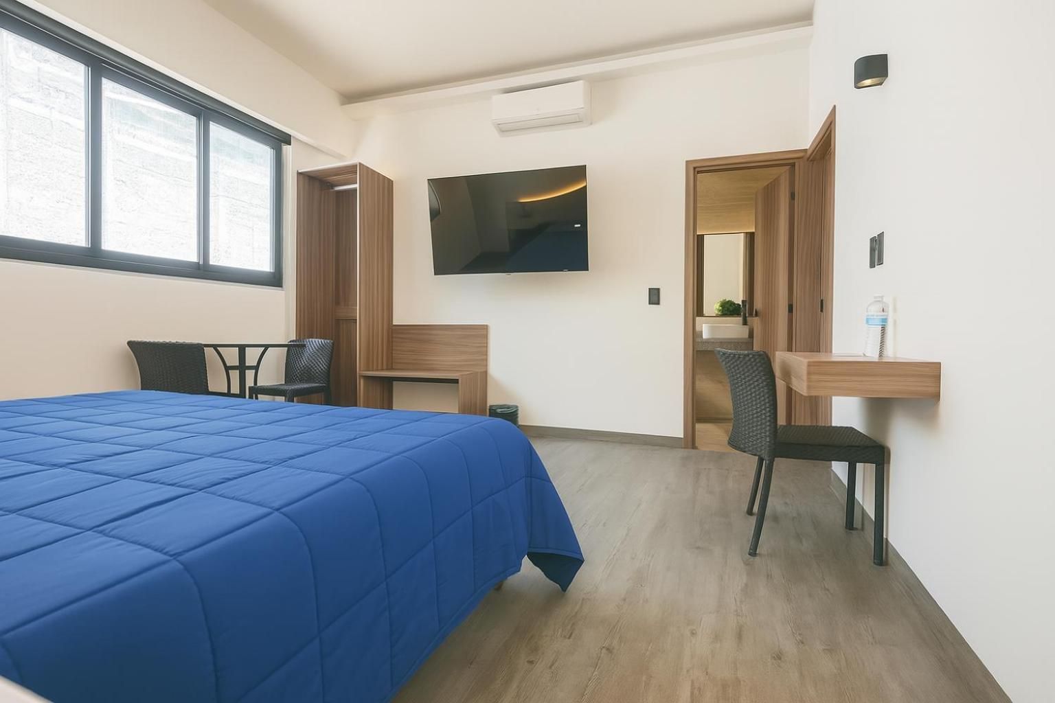 Queen Room