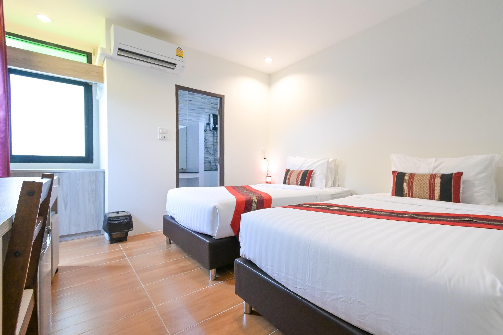 Superior Twin Room - Non-Smoking