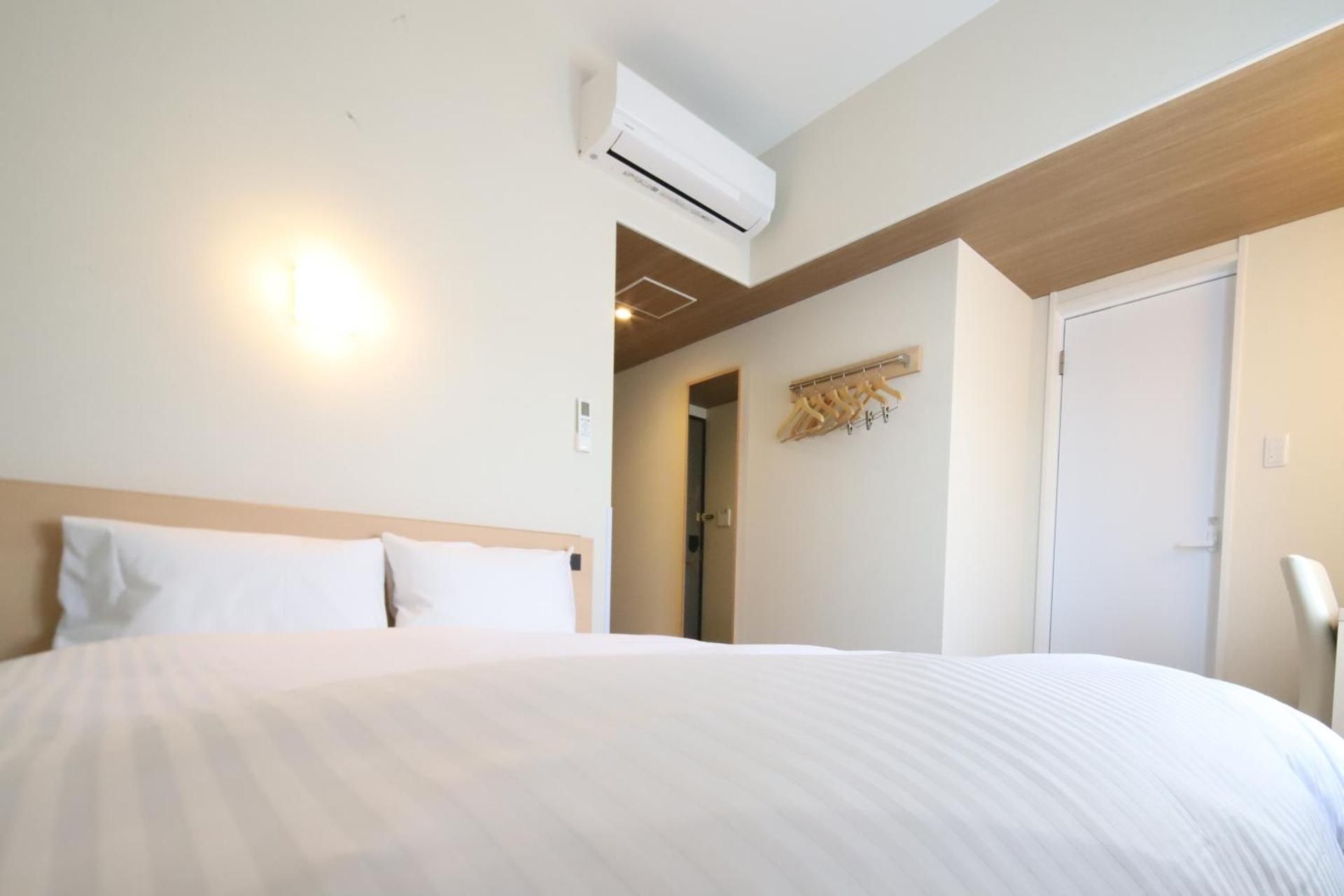 No-Room-Cleaning-Service - Deluxe Double Room - Non-Smoking