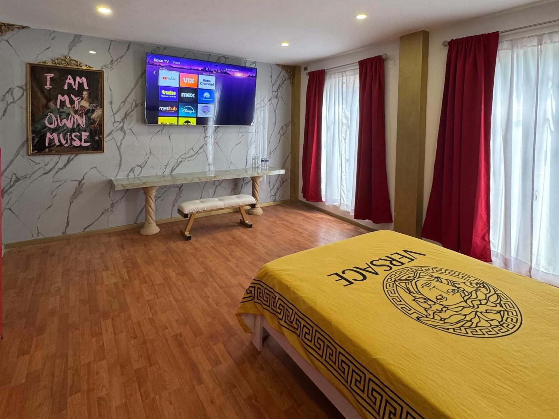 Deluxe Suite