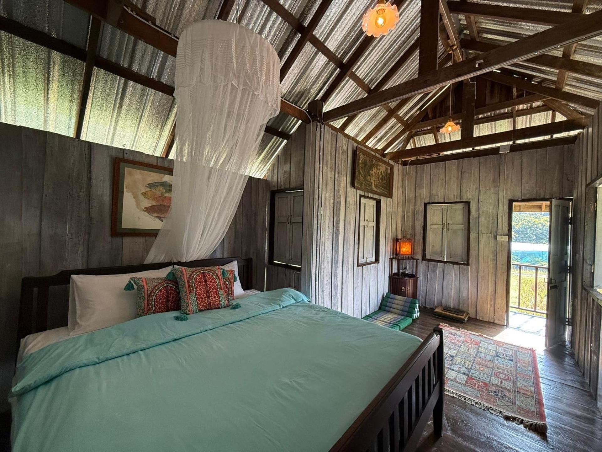 King Room with Mountain View