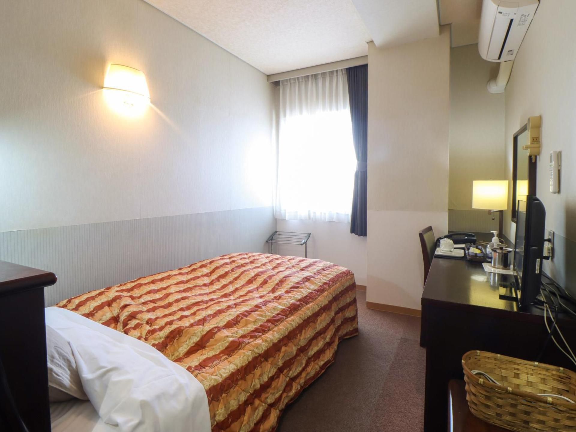 Single Room With Private Bathroom