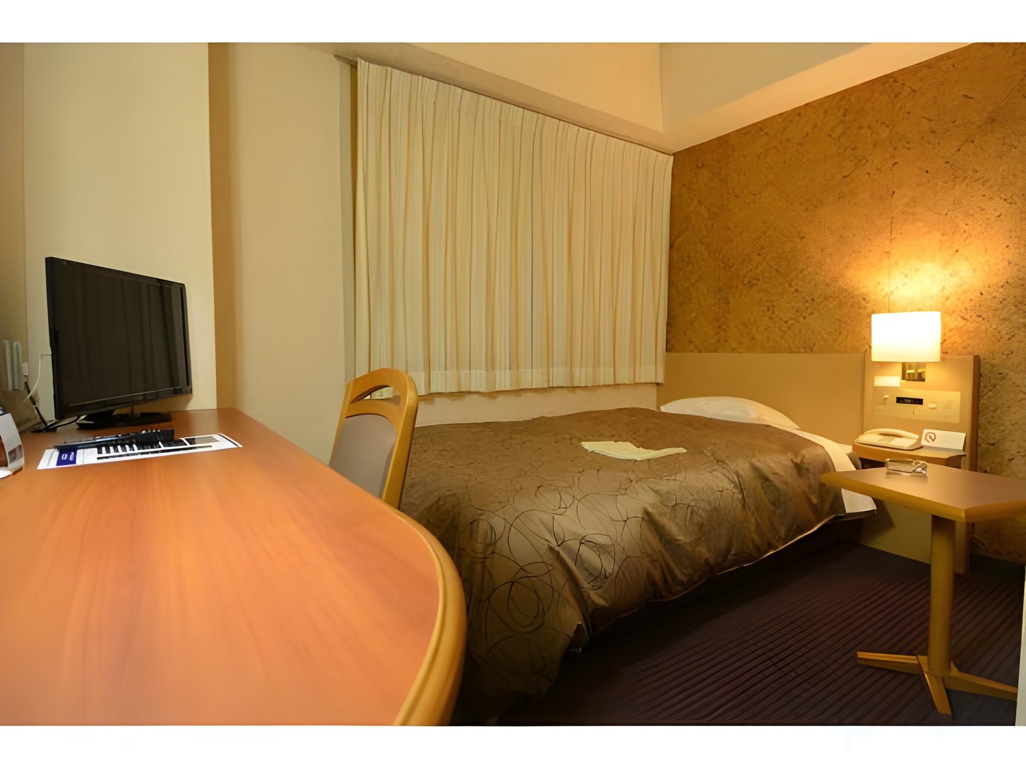 Standard Single Room - Smoking