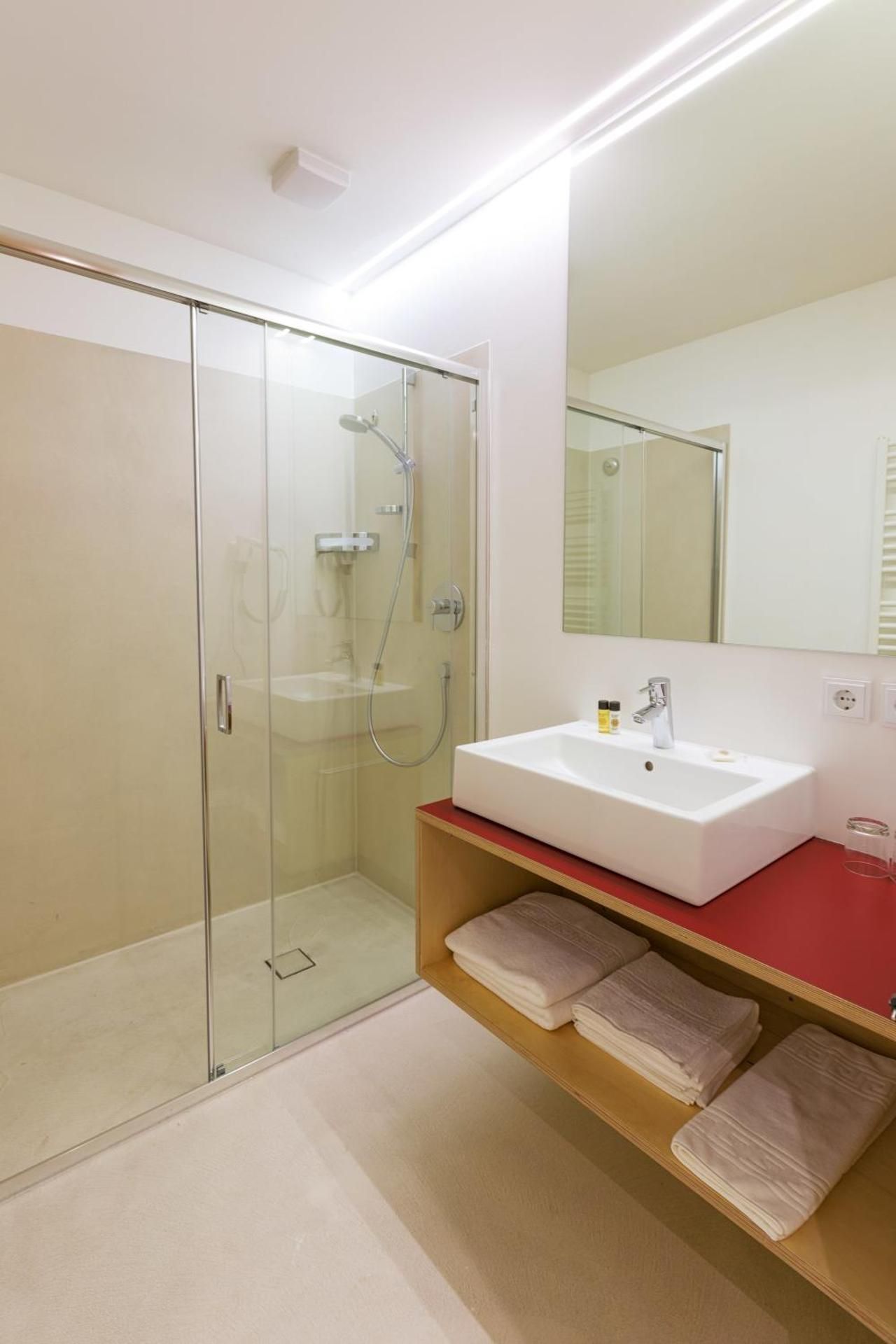 Comfort Single Room