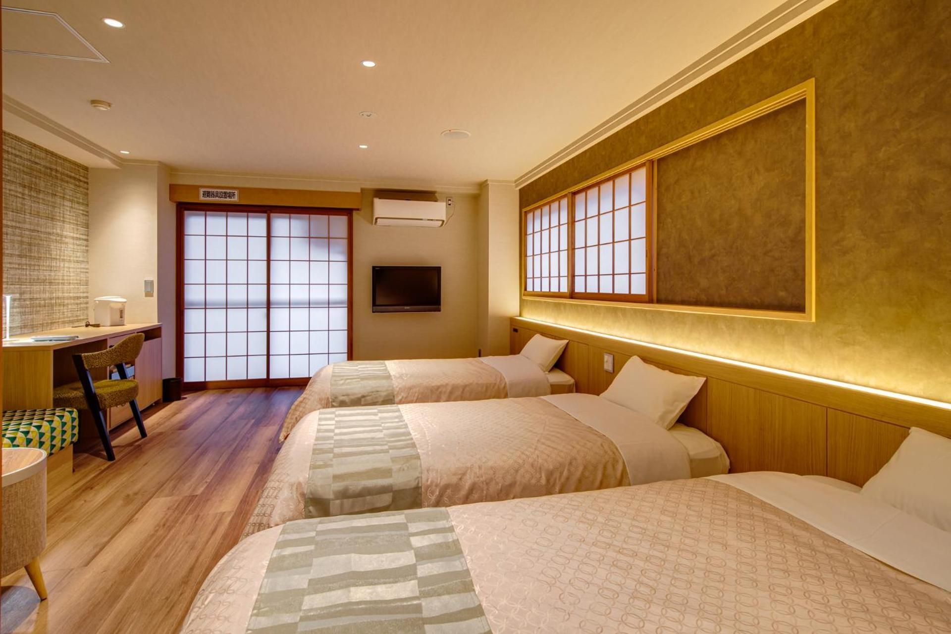 Standard Triple Room