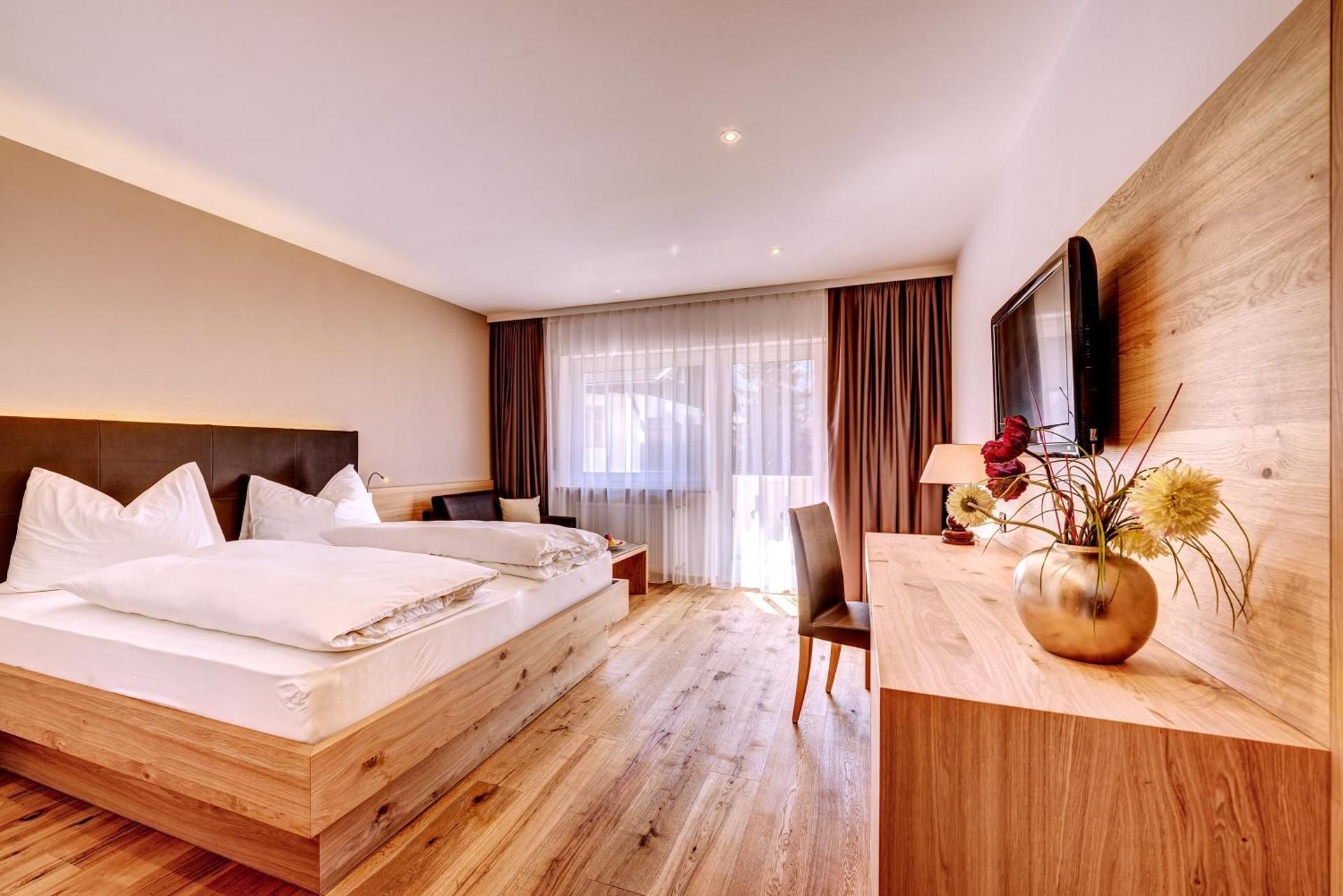 Superior Double Room With Balcony And Mountain View