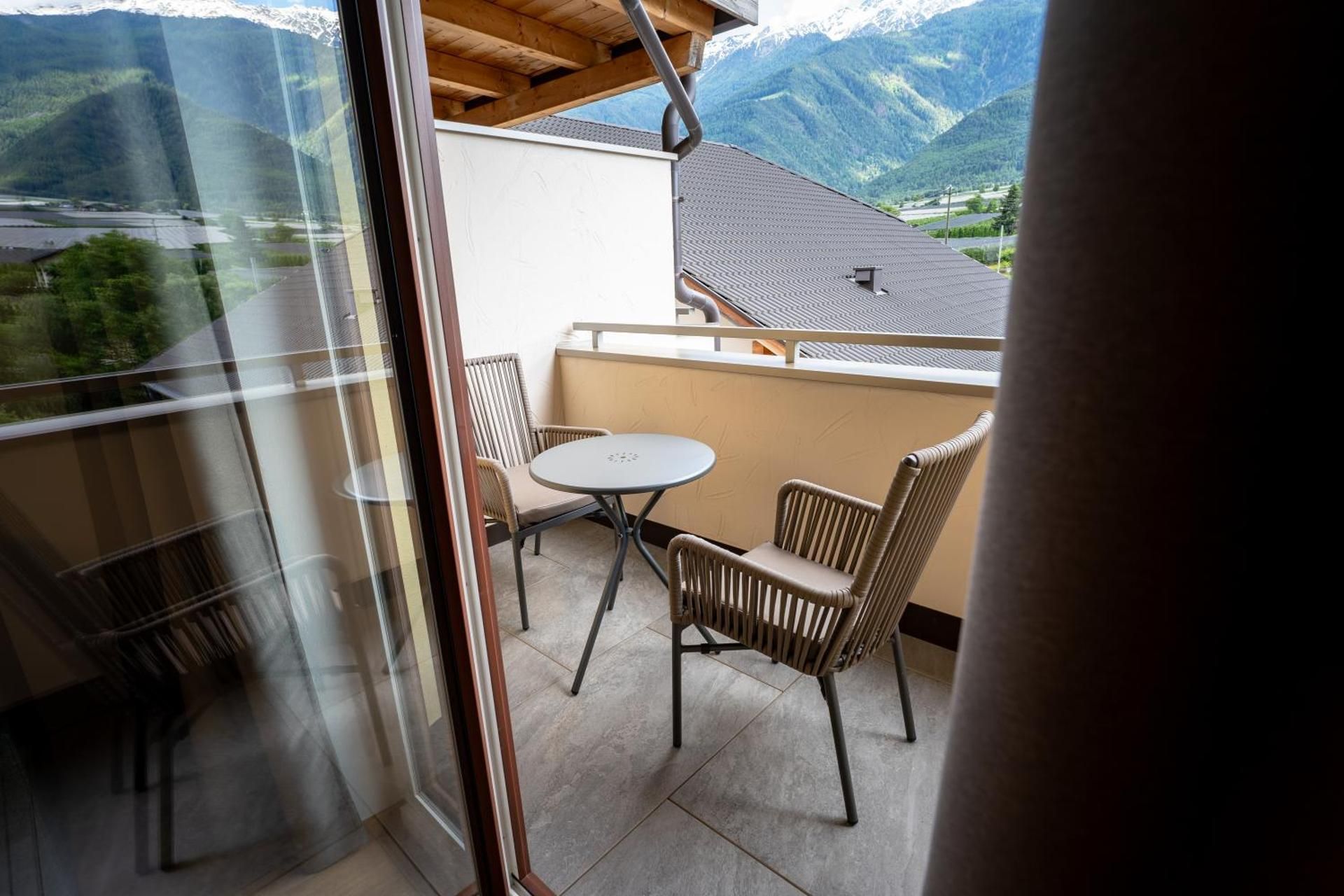 Quadruple Room with Mountain View