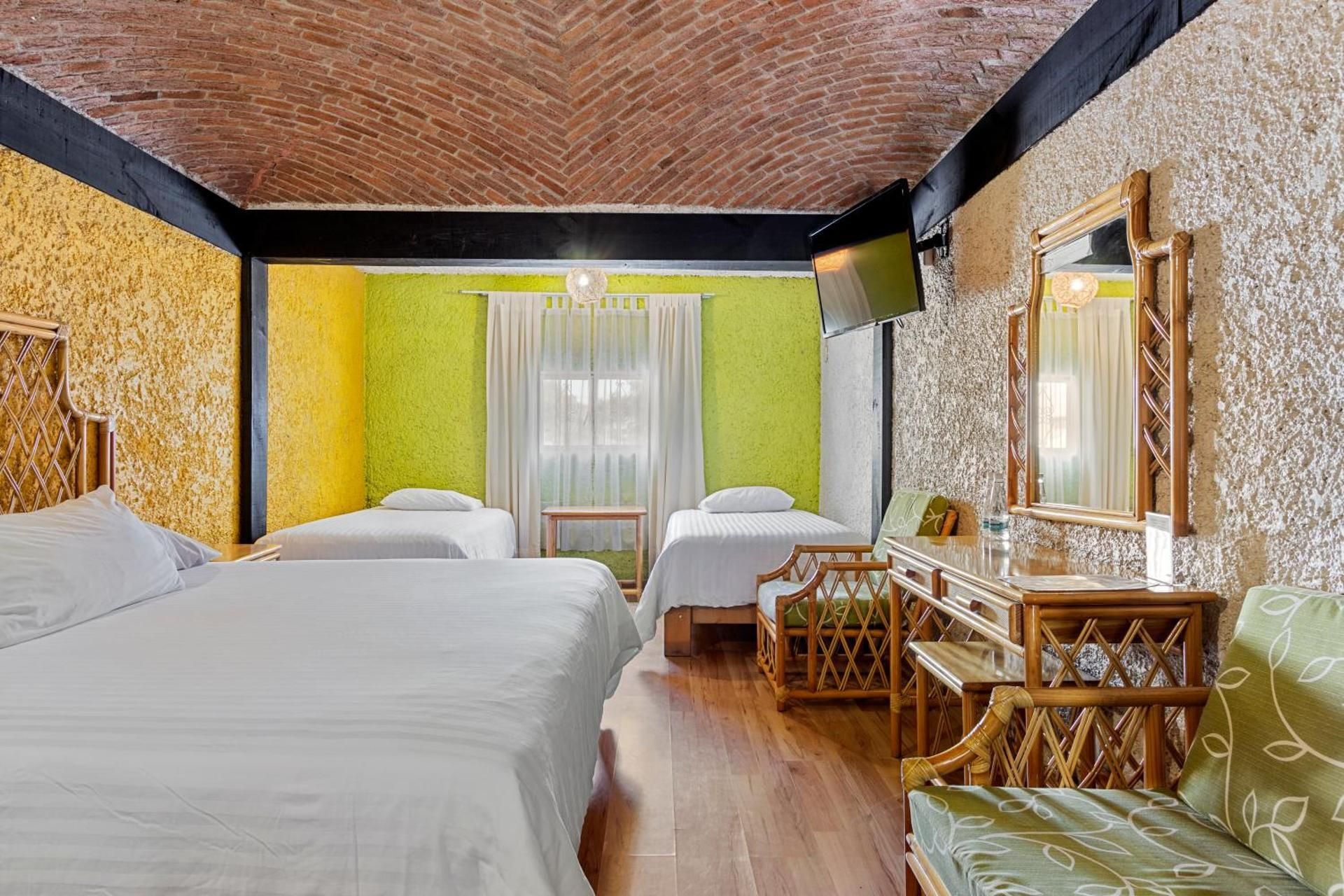 Comfort Triple Room