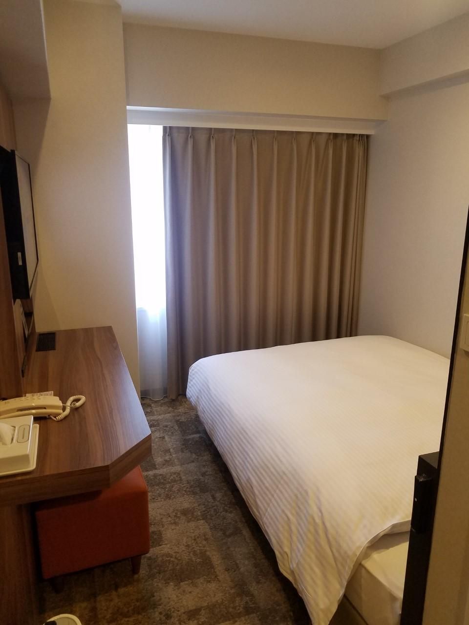 Small Single Room-Non-Smoking