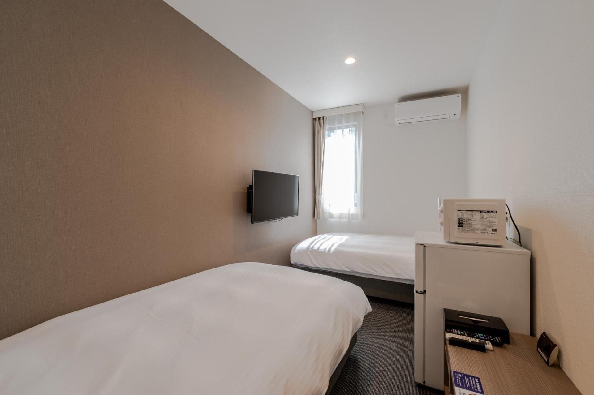 Twin Room - Non-Smoking