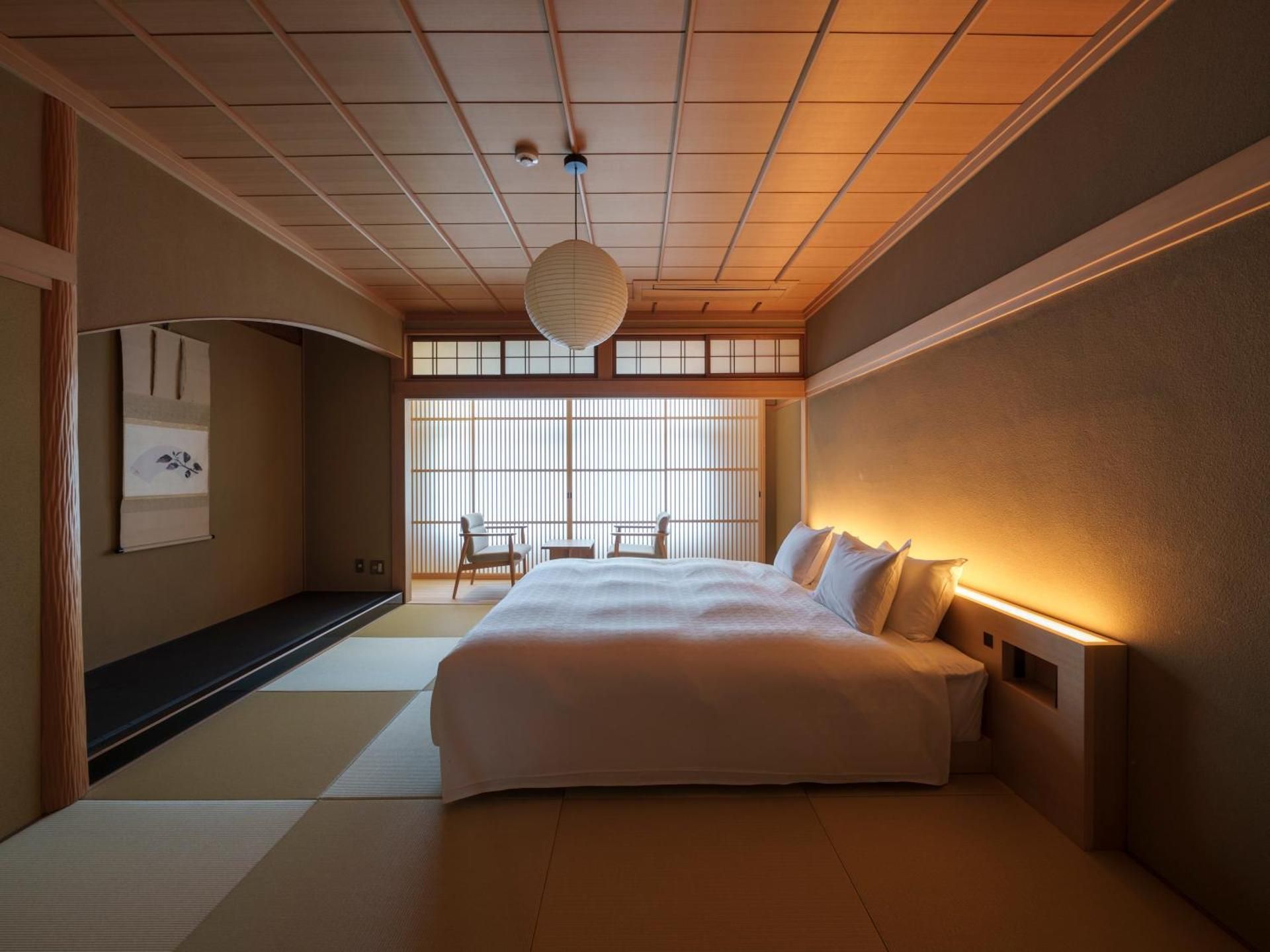 Standard King Room