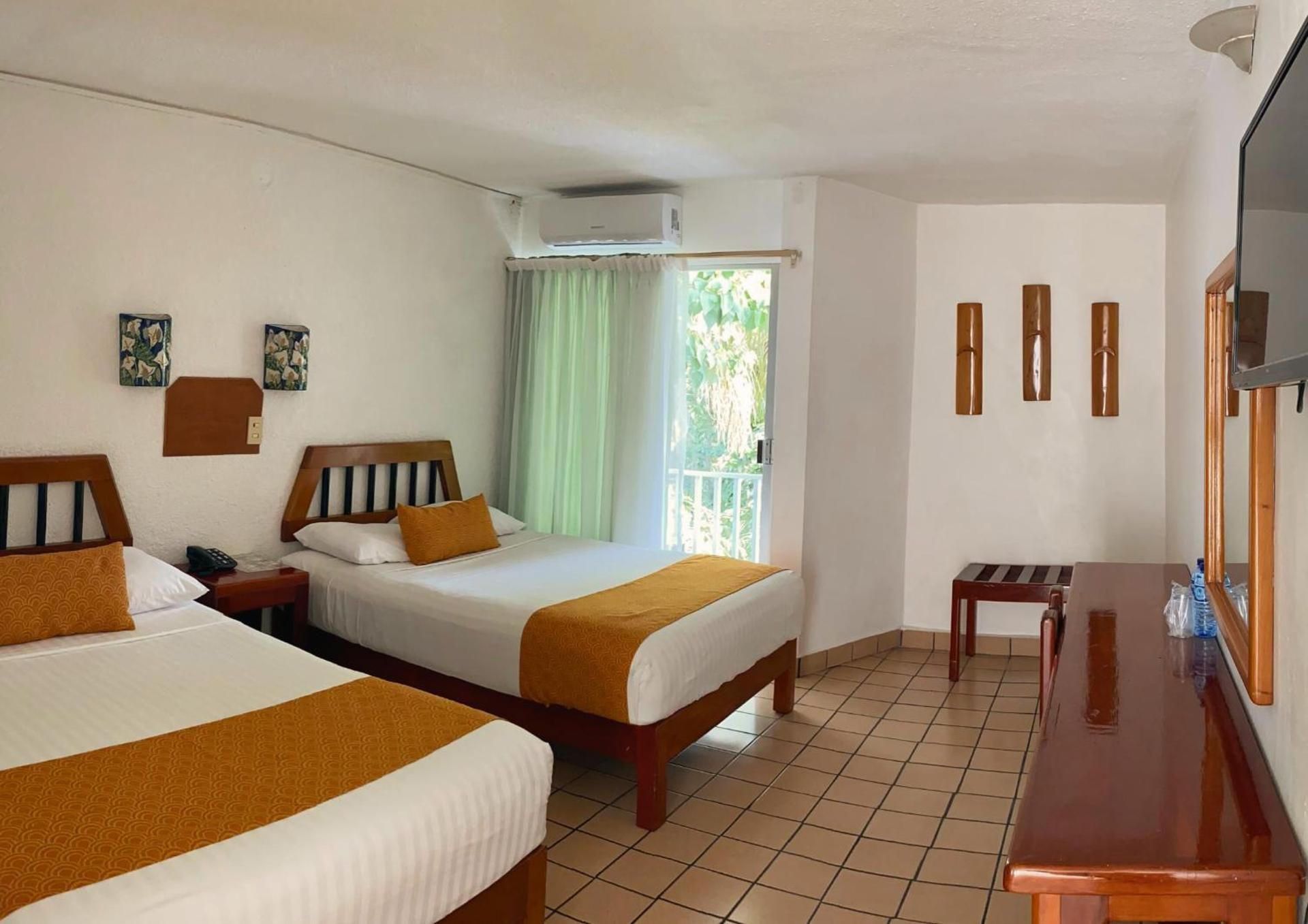 Hotel Maya Palenque Double Room with Two Double Beds 2