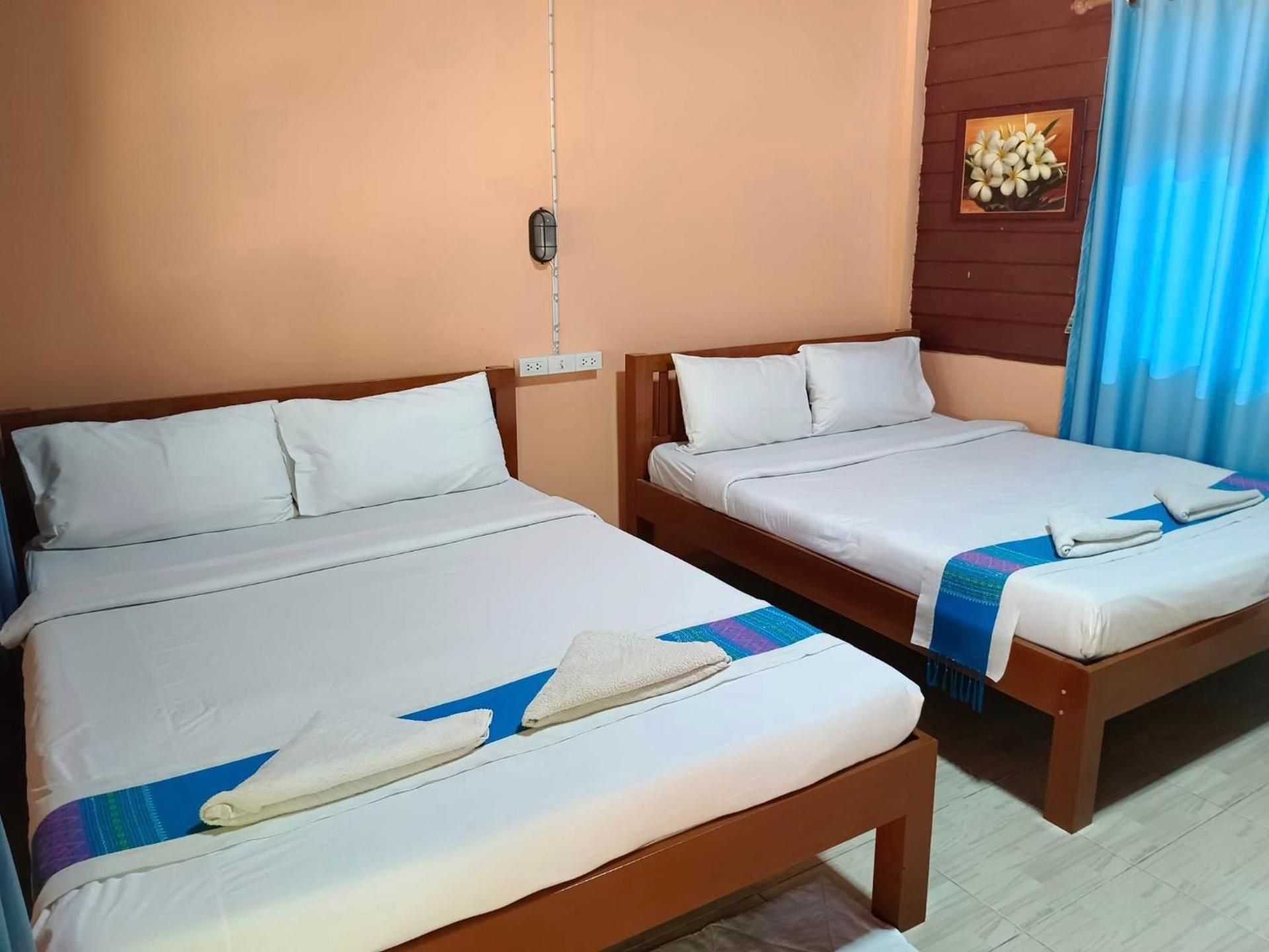Double or Twin Room with Bathroom