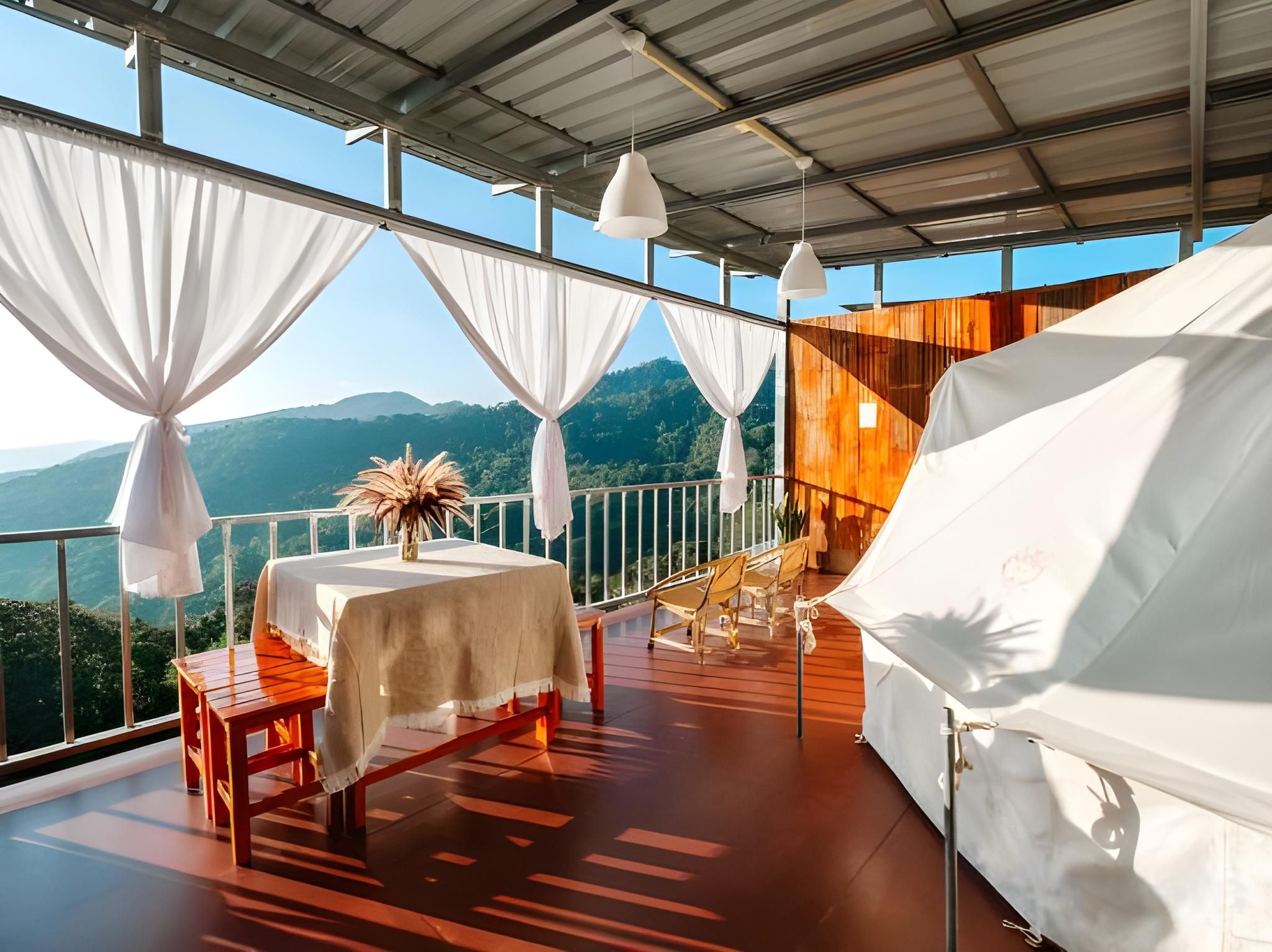 Happy Camp Phuchifa Tent for 2 People 2