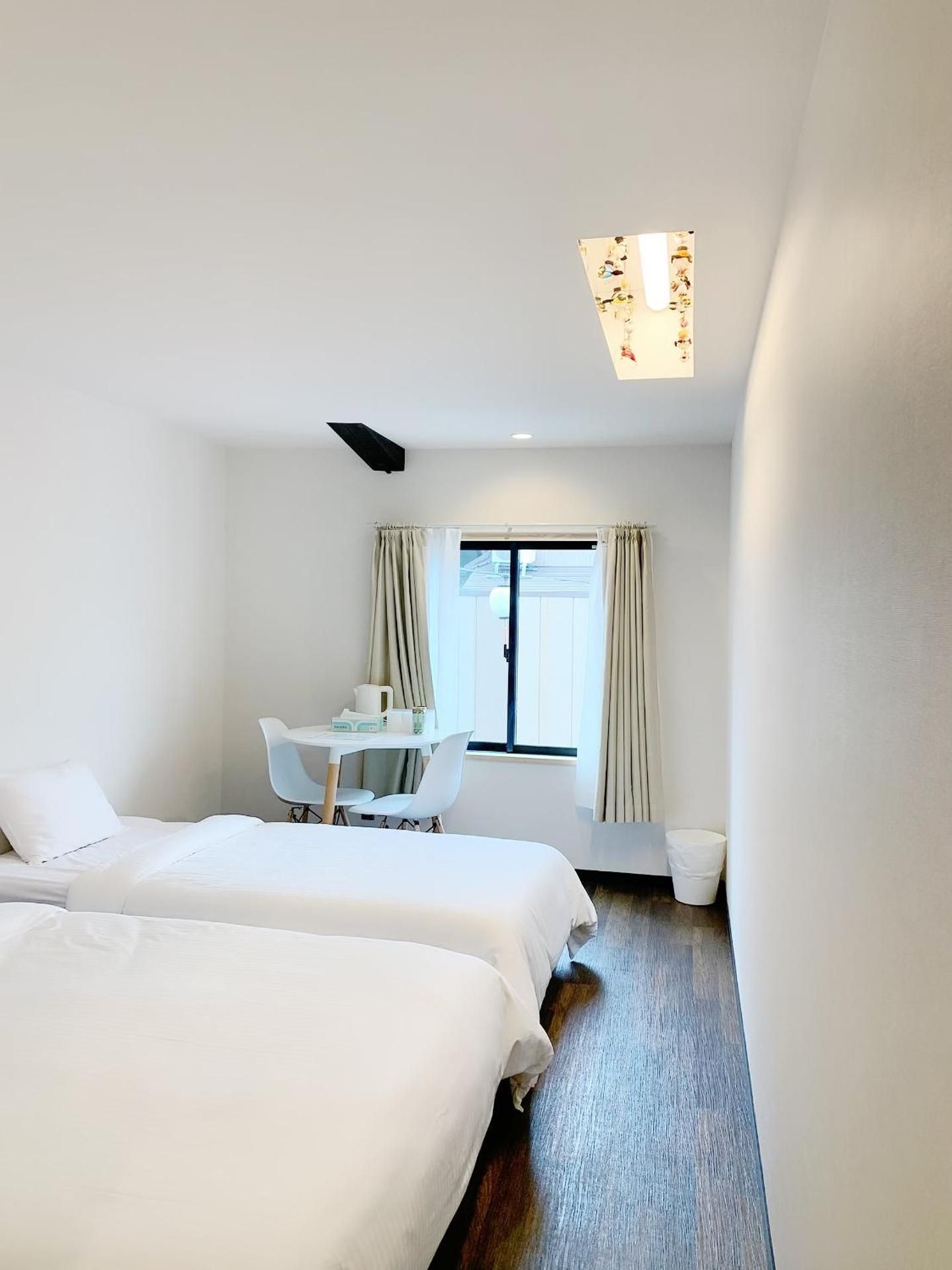 Economy Triple Room