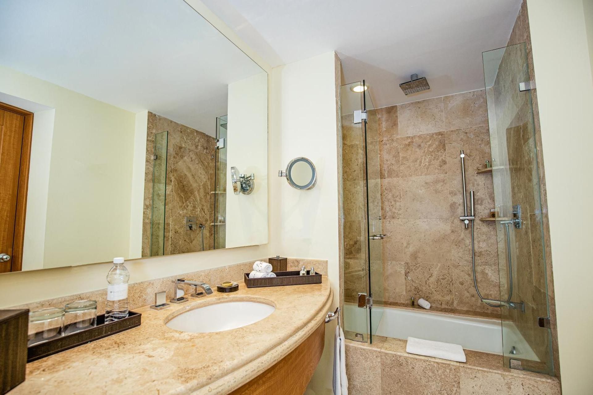 Suite with Sea View
