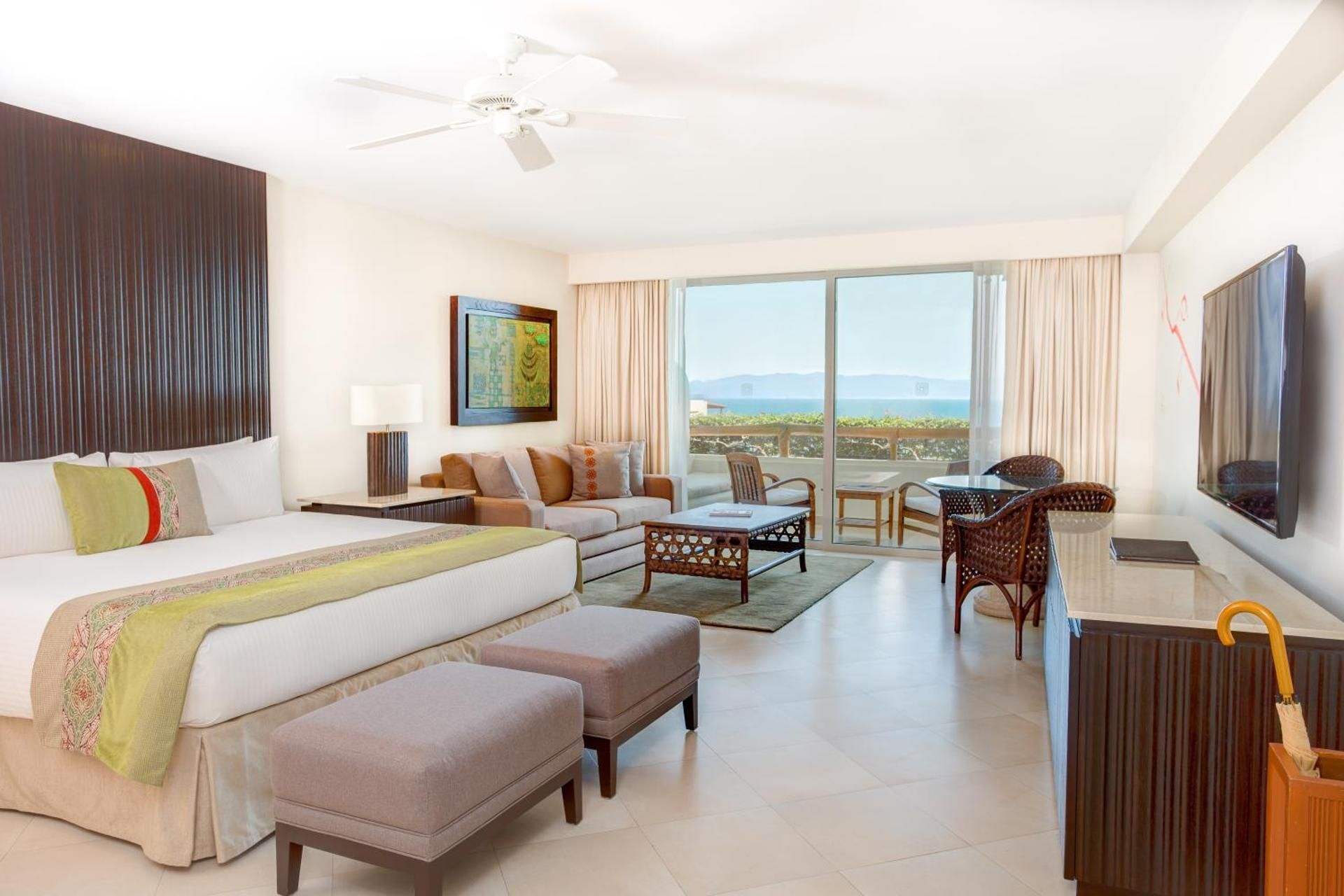 Parlor Suite Ocean View