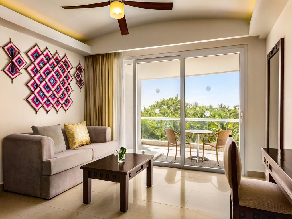 Junior Suite, Tropical View, 1 King