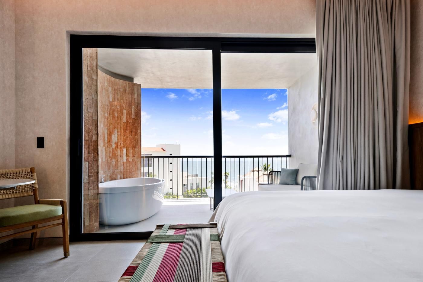 Alcoba Ocean View King