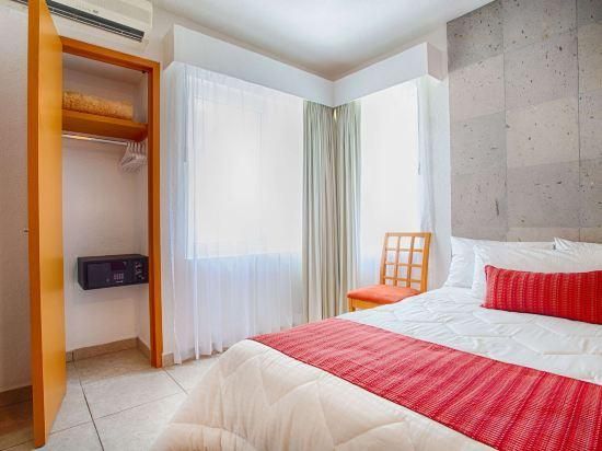 Two Bedroom Suite With 1 King Size Bed In Each Room, 3 Bathrooms, Sofa Bed And Balcony