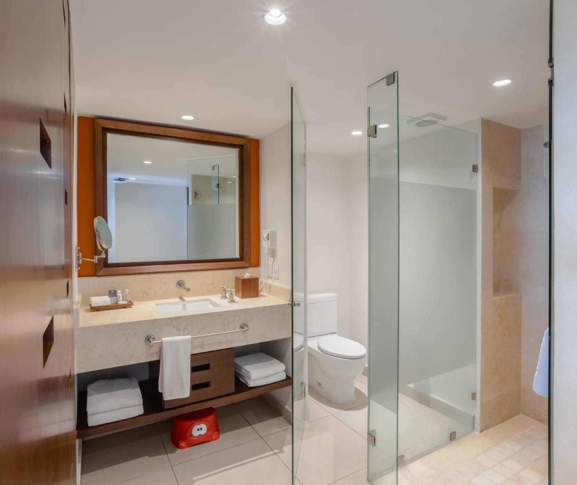 Resort Grand Double Room with Two Double Beds and Balcony or Terrace