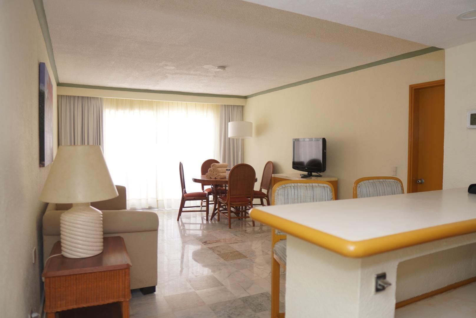 Junior Suite Deluxe Ocean Front