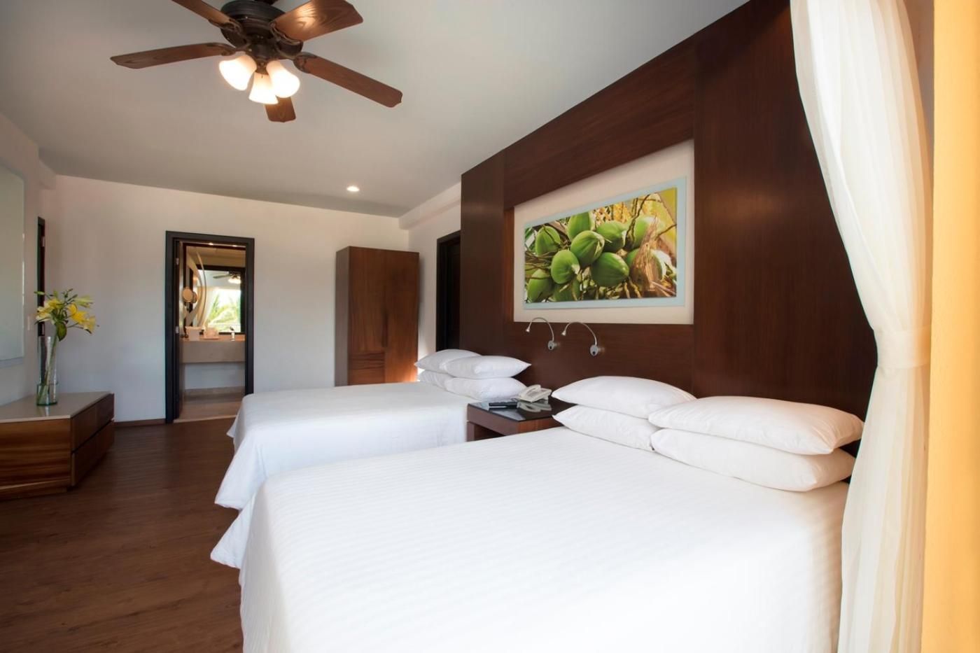 Deluxe Tropical View 2-double beds