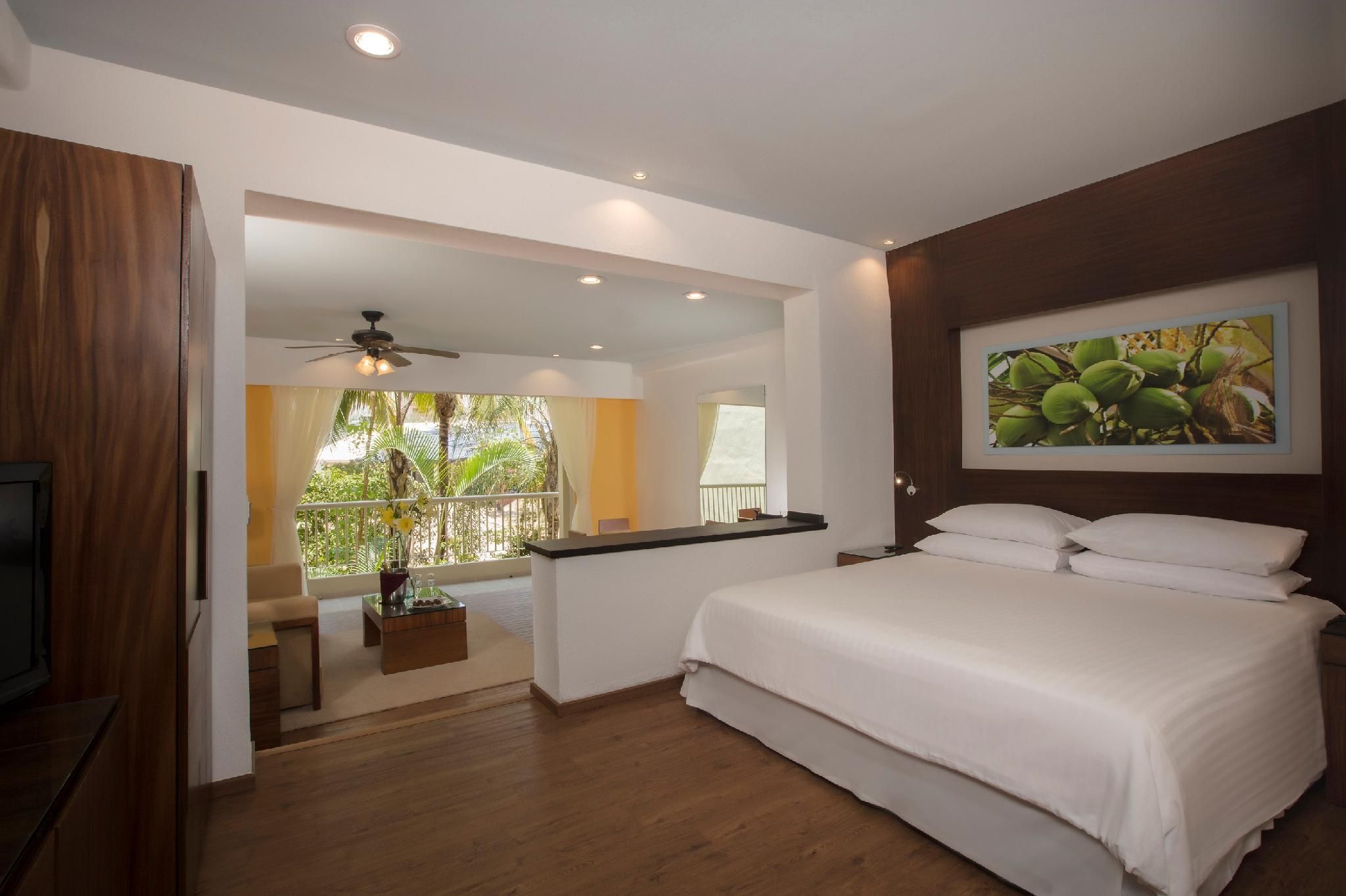 Deluxe King Tropical View - All Inclusive