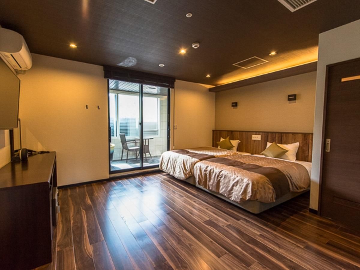 Western Style Room with Open-Air Bath