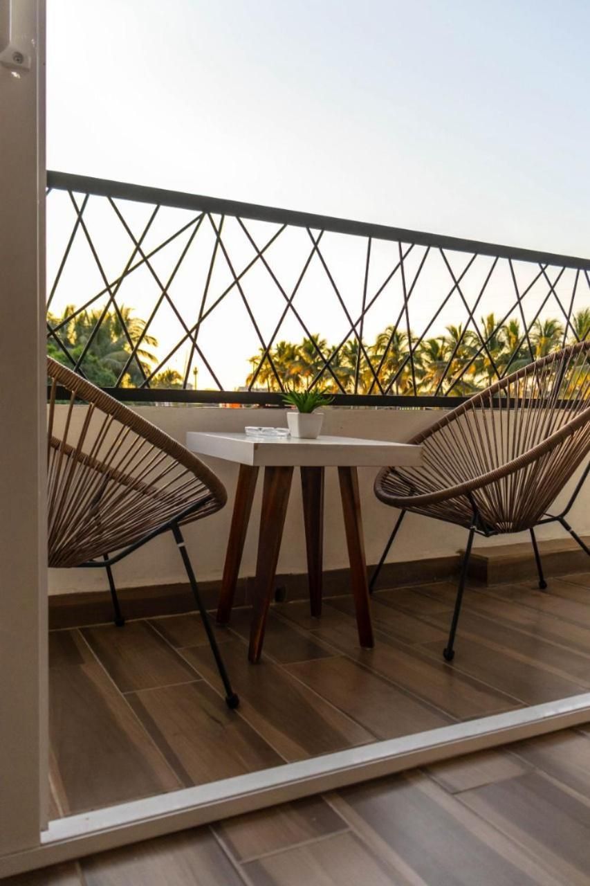 Studio with Balcony