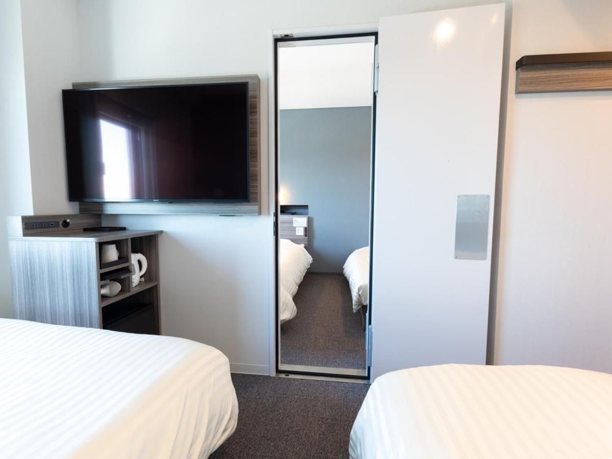 Economy Quadruple Room - Non-Smoking