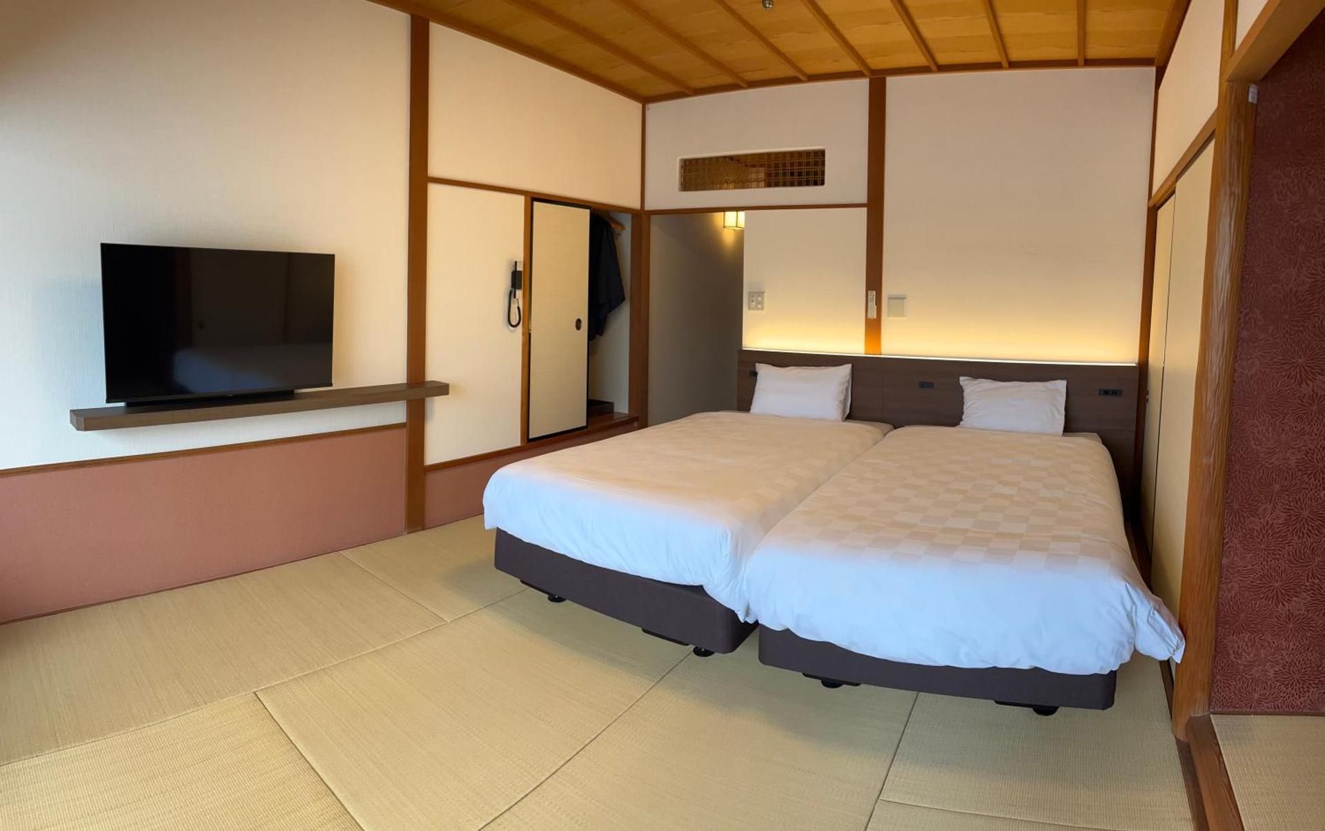 Japanese-Style Room