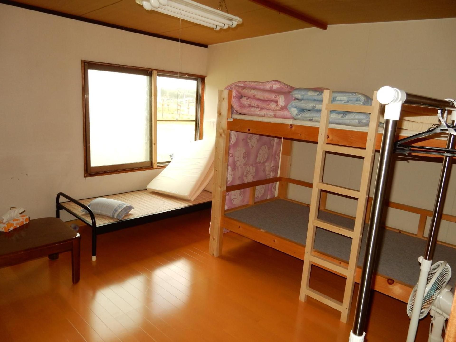 Single Bed in Mixed Dormitory Room - Non-Smoking