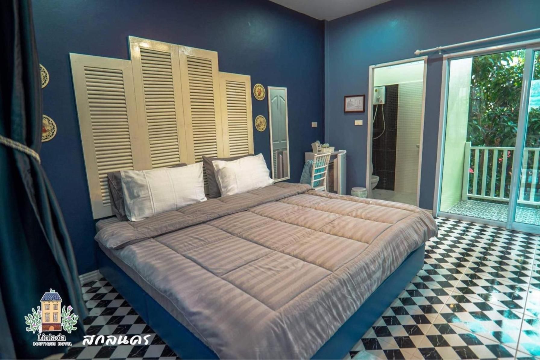 King Room with Balcony