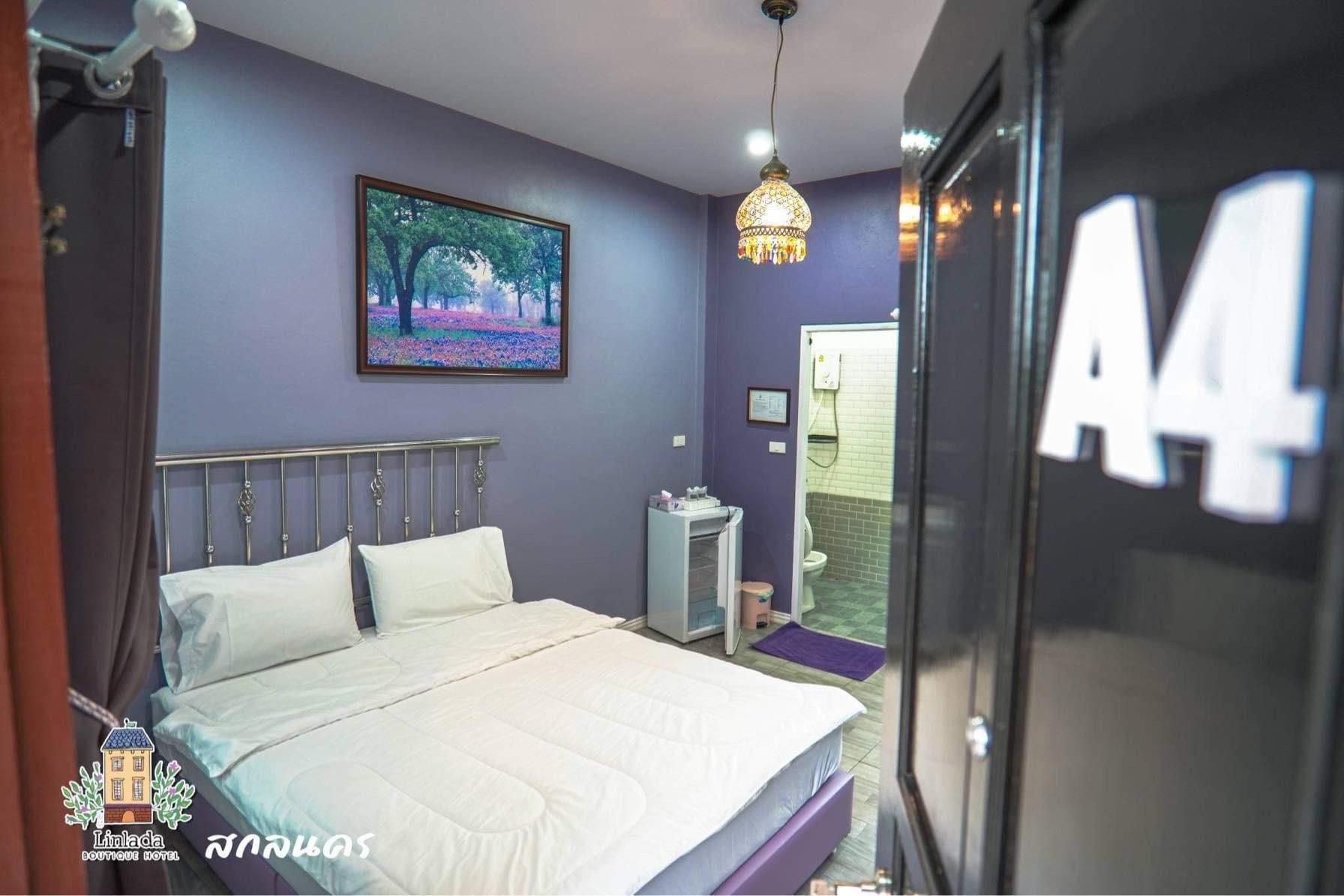 Garden View Queen Room